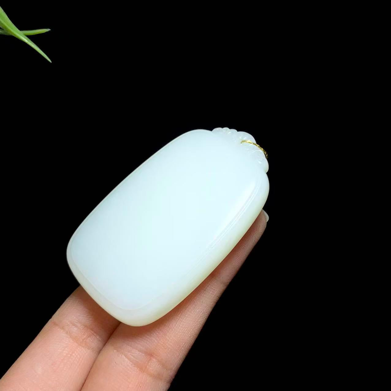 和田山料白玉无事牌（38.3g）