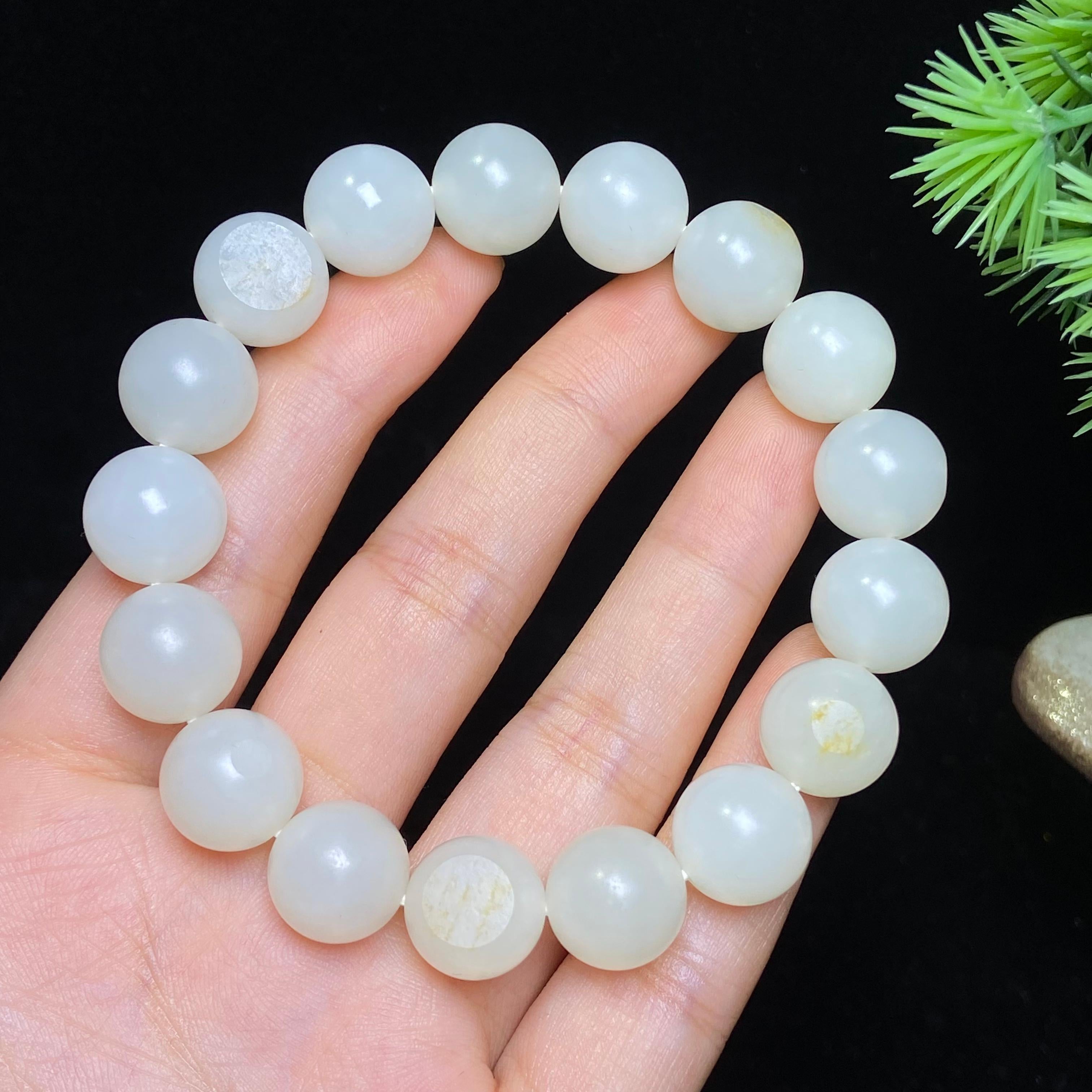 和田玉籽料白玉圆珠手串（46.8g） – 厚德载玉