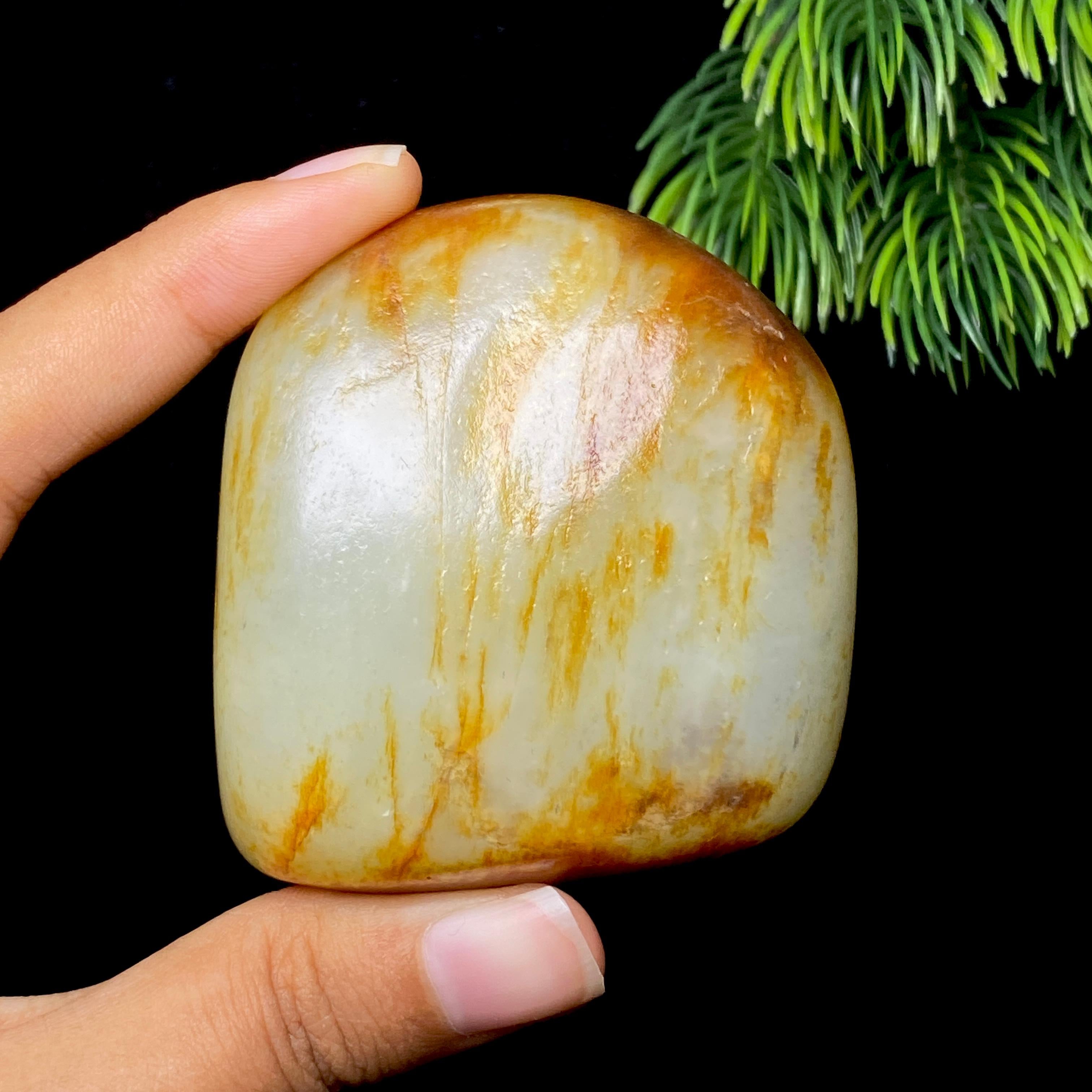 和田玉红皮籽料（141.5g）