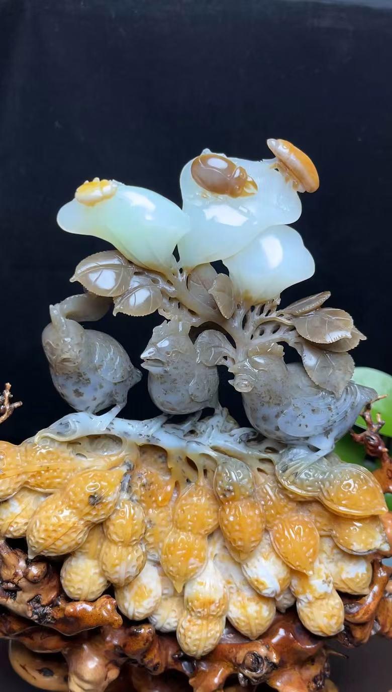 和田玉五色特色料带翠连升三级（922.0g）