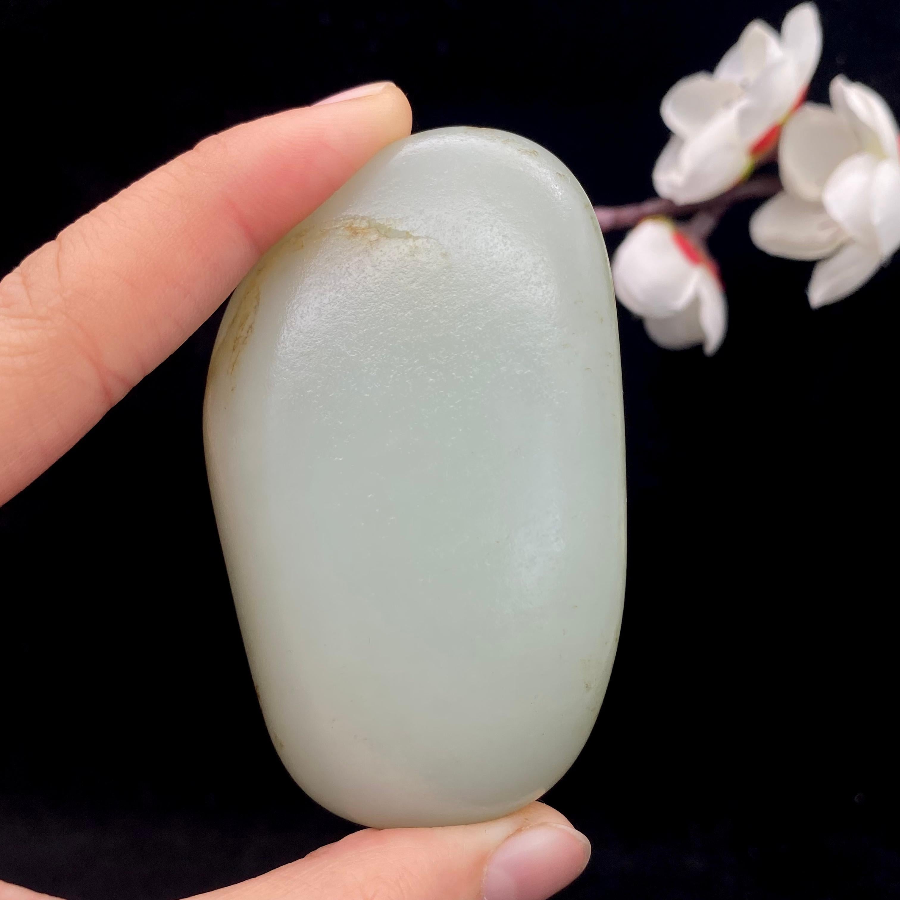 和田玉青白玉籽料原石（102.2g）