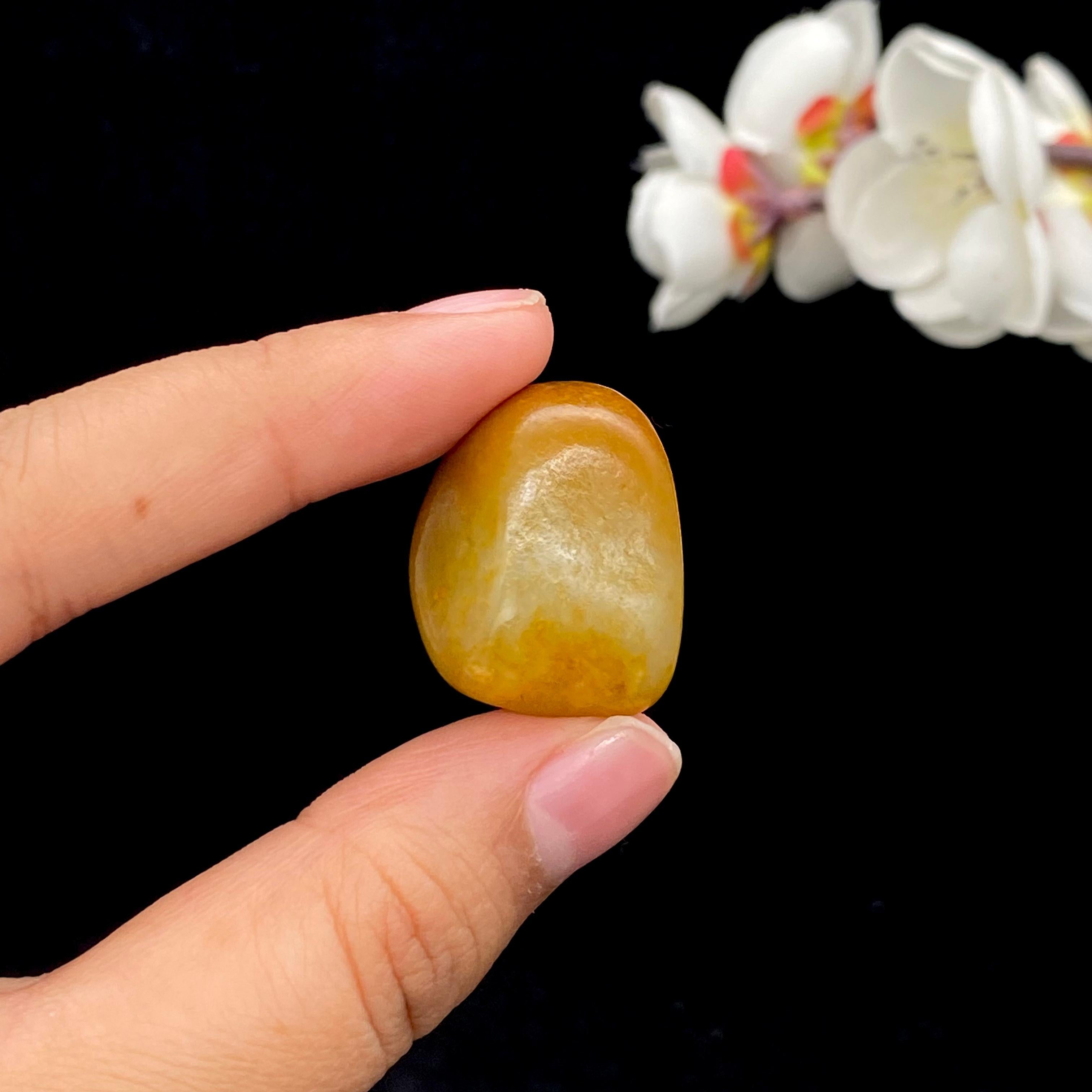 和田玉满黄皮籽料吊坠籽（13g）