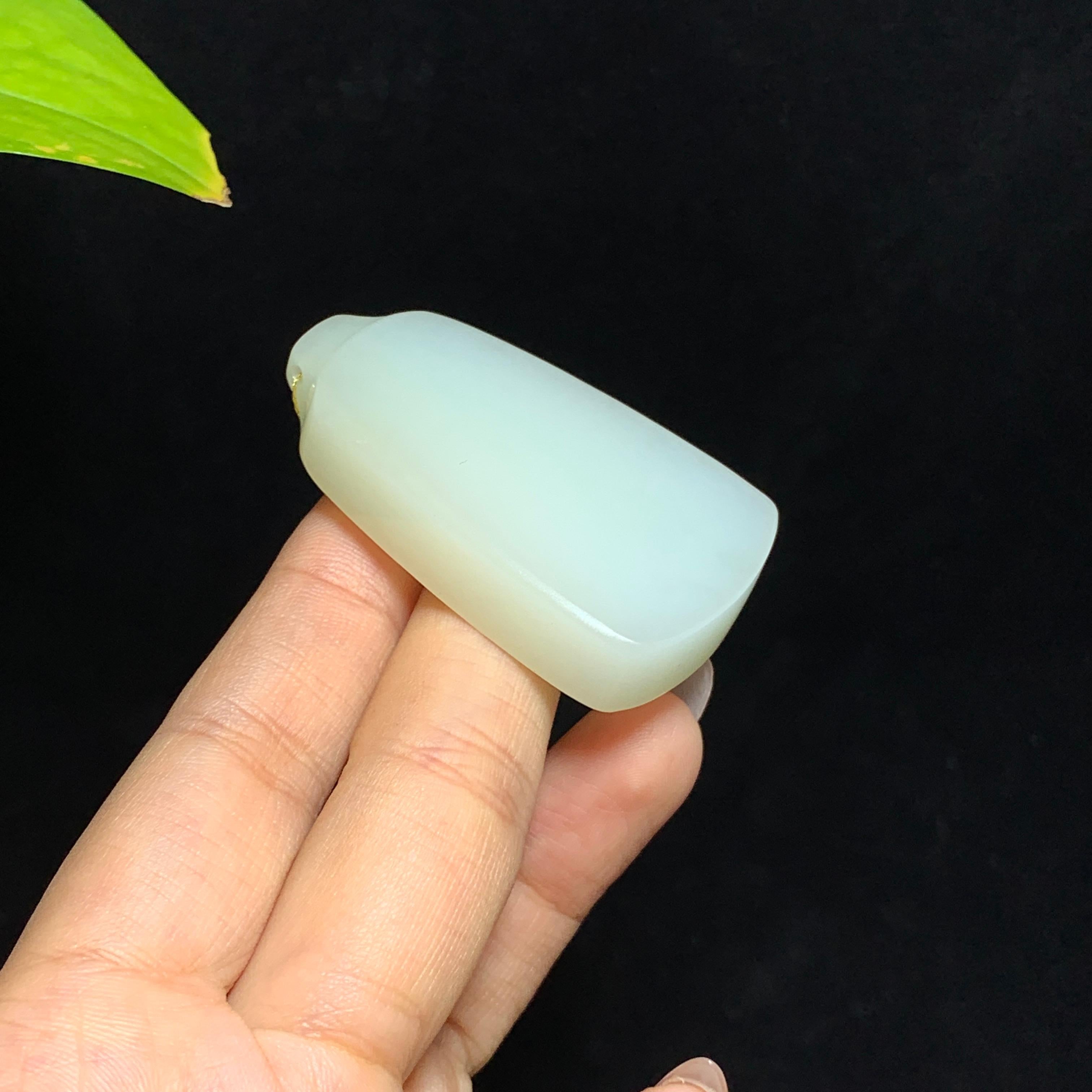 和田山料糖白玉无事牌挂件（37.0g）