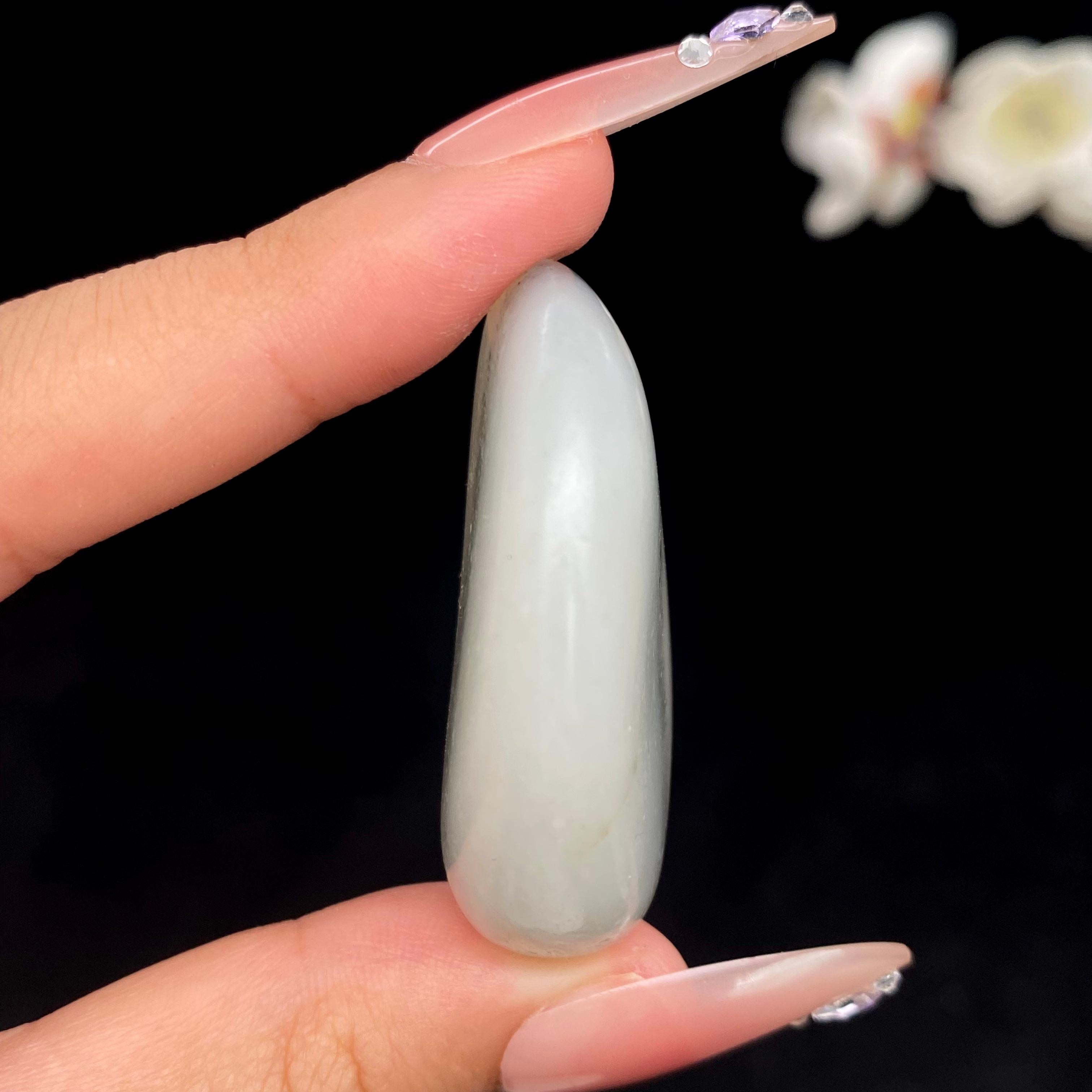 和田玉青花籽料挂件（31.4g）