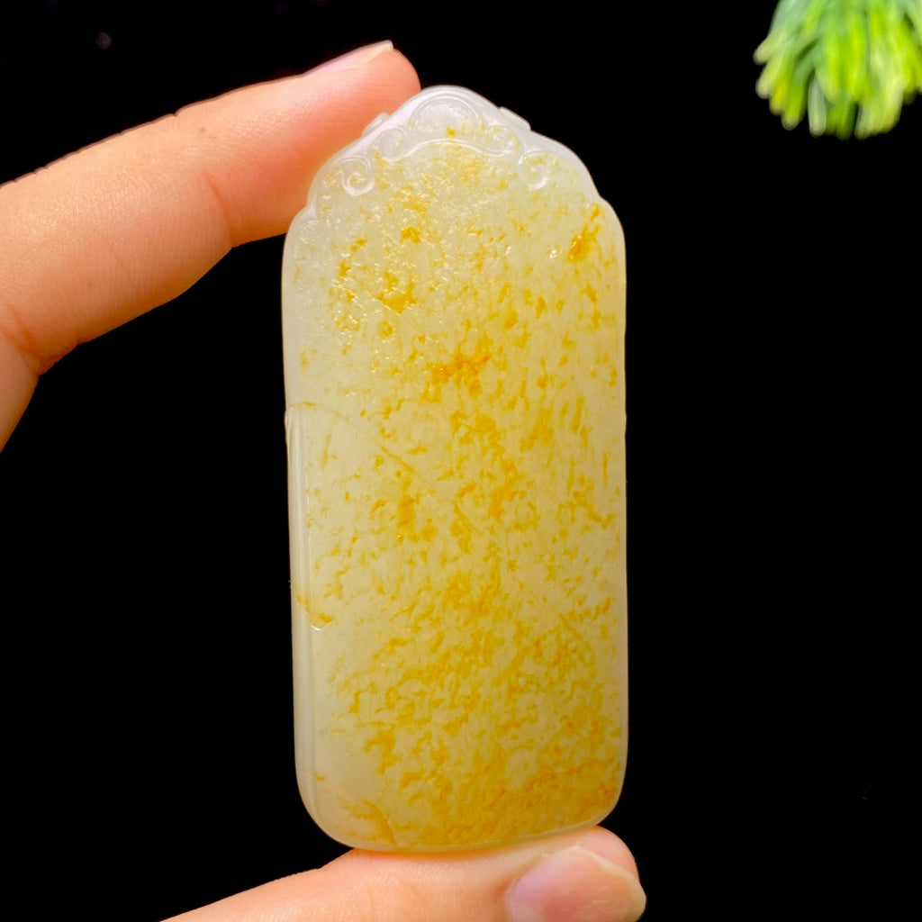 和田玉籽料无事牌（64.9g）