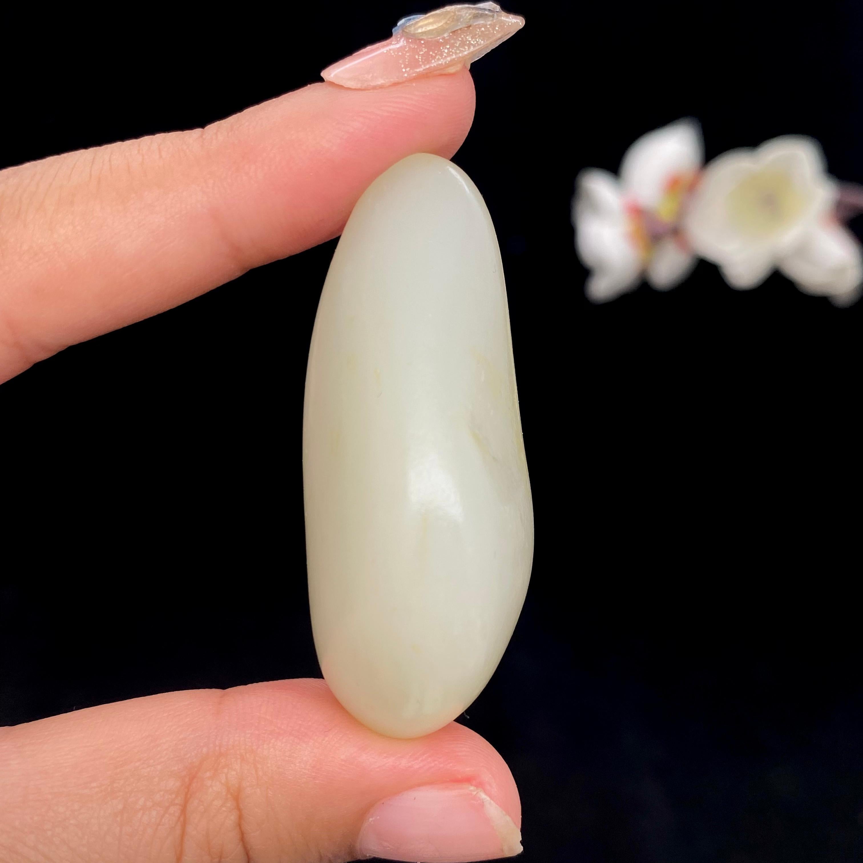 和田玉白玉籽料（24.8g）
