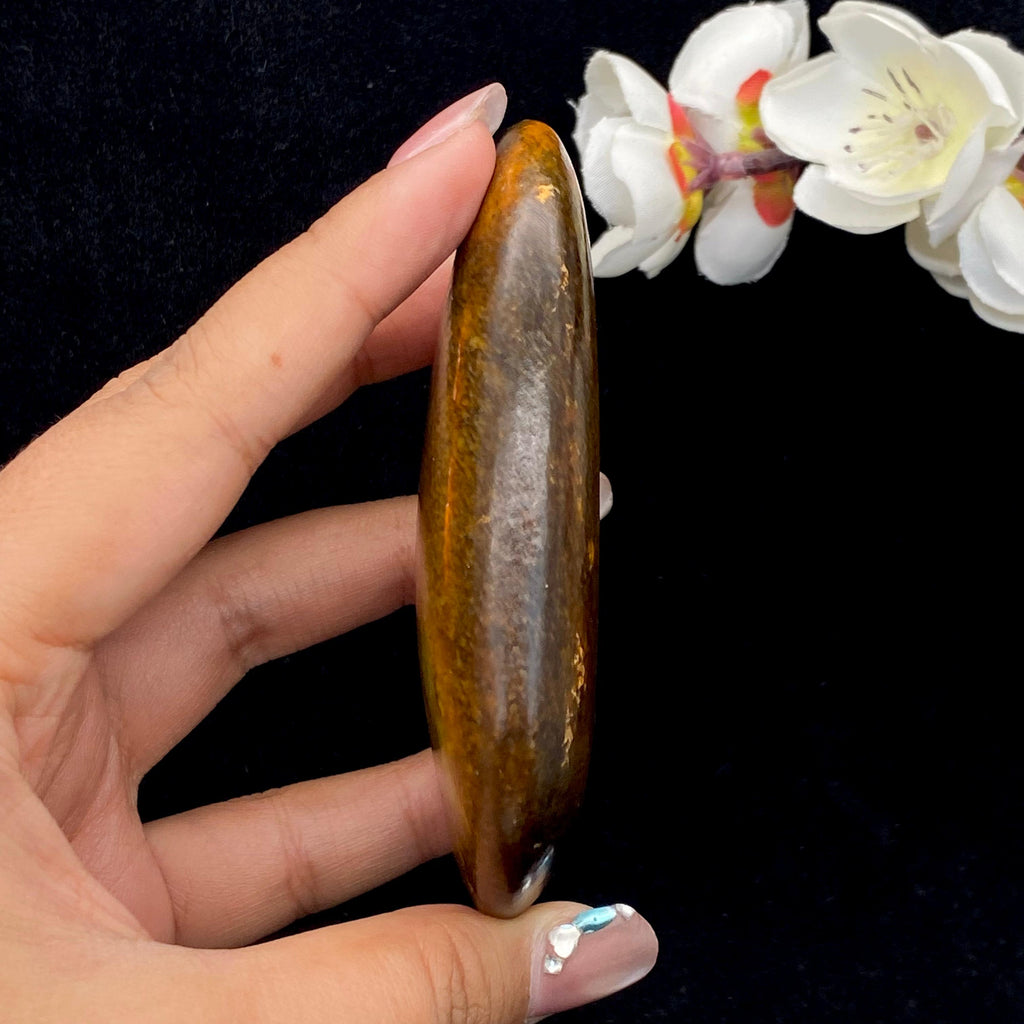 和田玉黄沁皮籽料原石（157g）