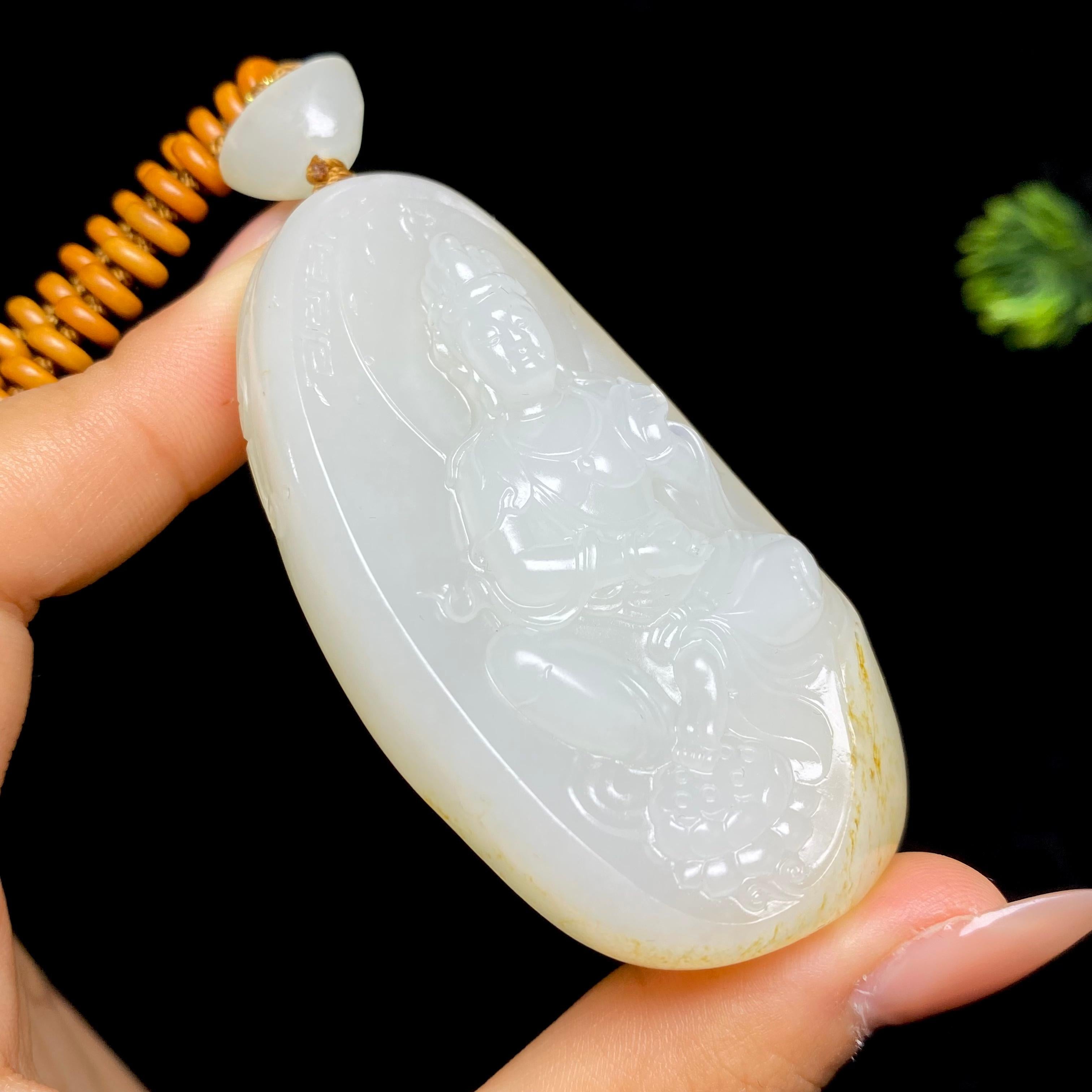 和田玉籽料观音（87.9g）