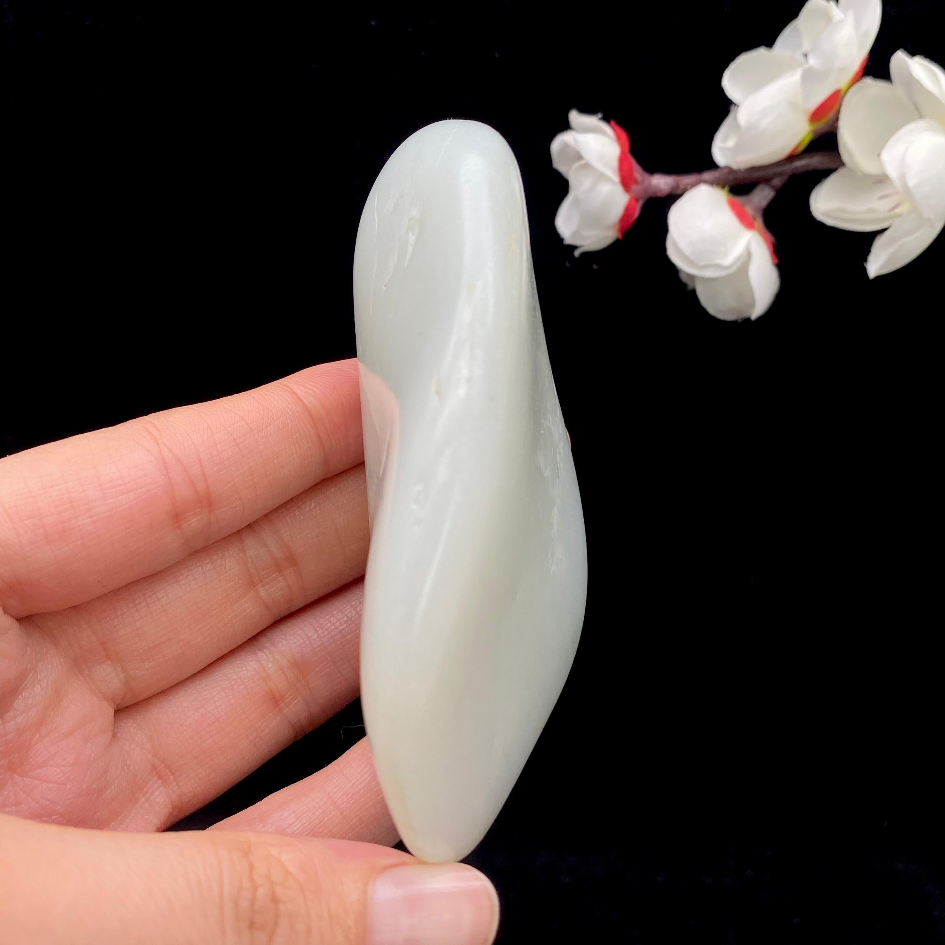 和田玉散墨白玉青花籽料原石（170.8g） – 厚德载玉