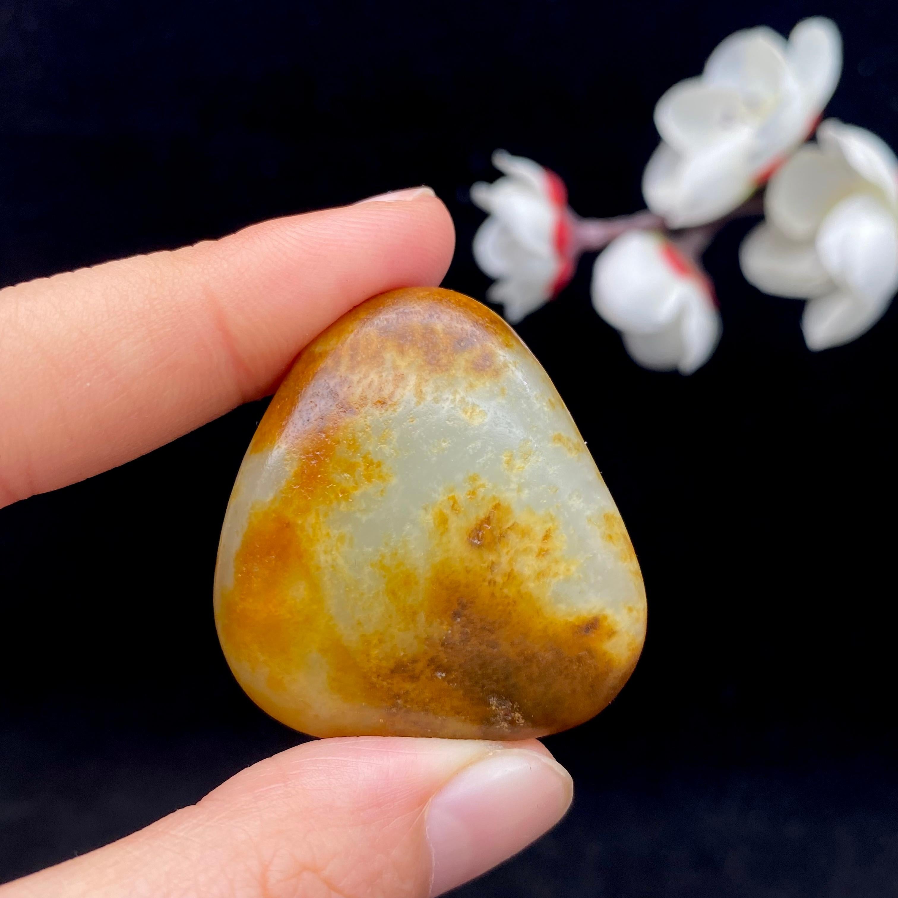 和田玉黄皮籽料（26.1g）