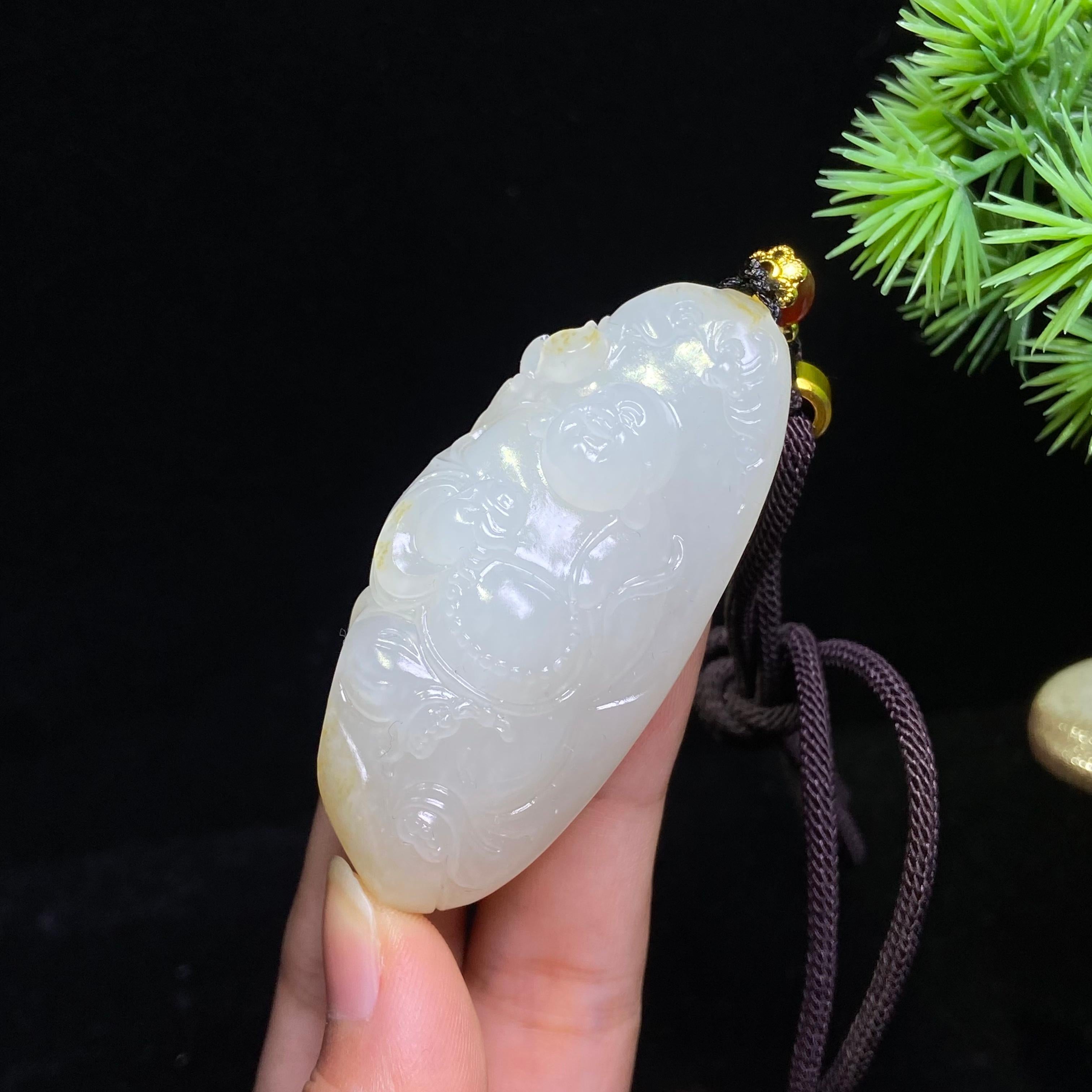 和田玉籽料佛公（49.3g）