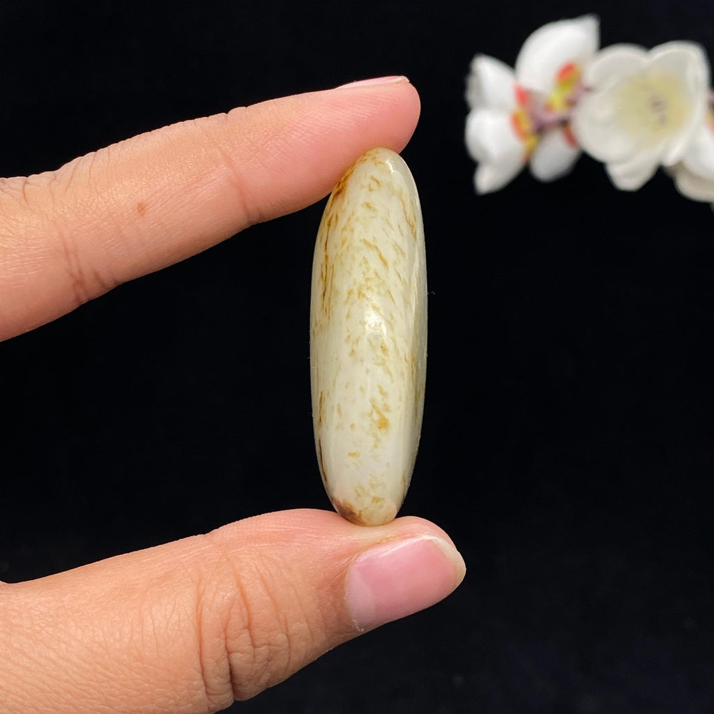和田玉秋梨皮籽料（32.6g）