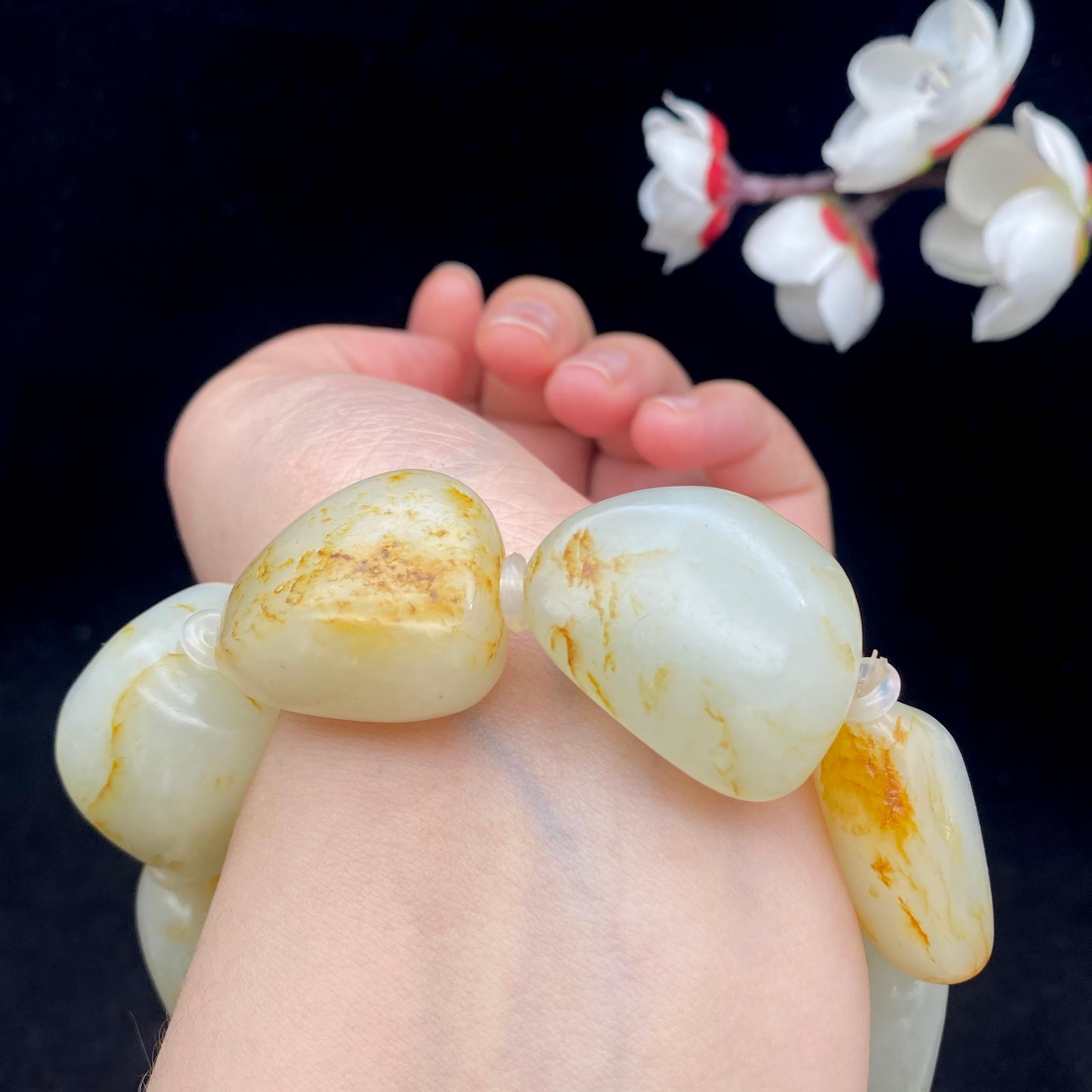 和田玉洒金皮籽料【精品手串】（144.4g）