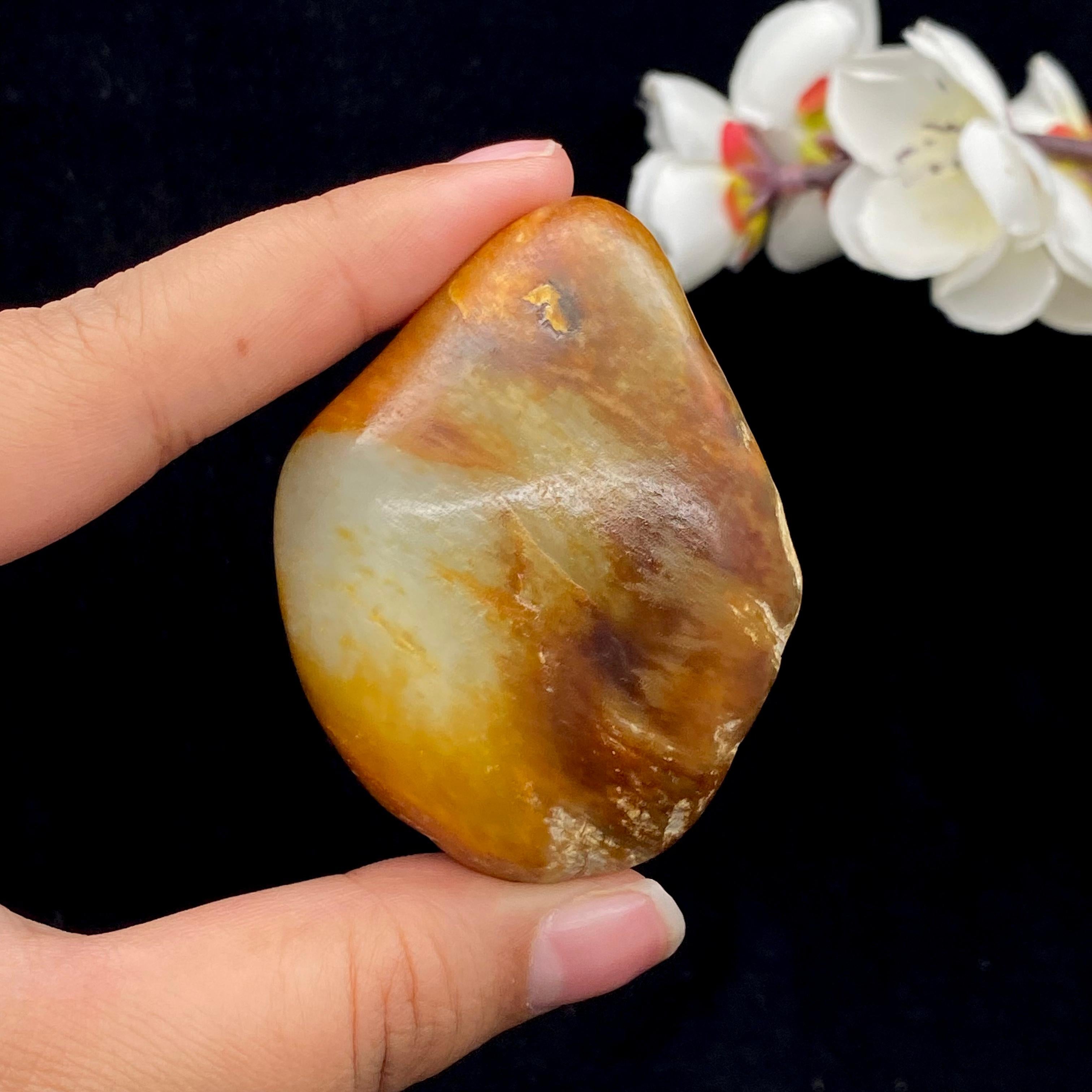 和田玉黄沁皮籽料（101.3g）