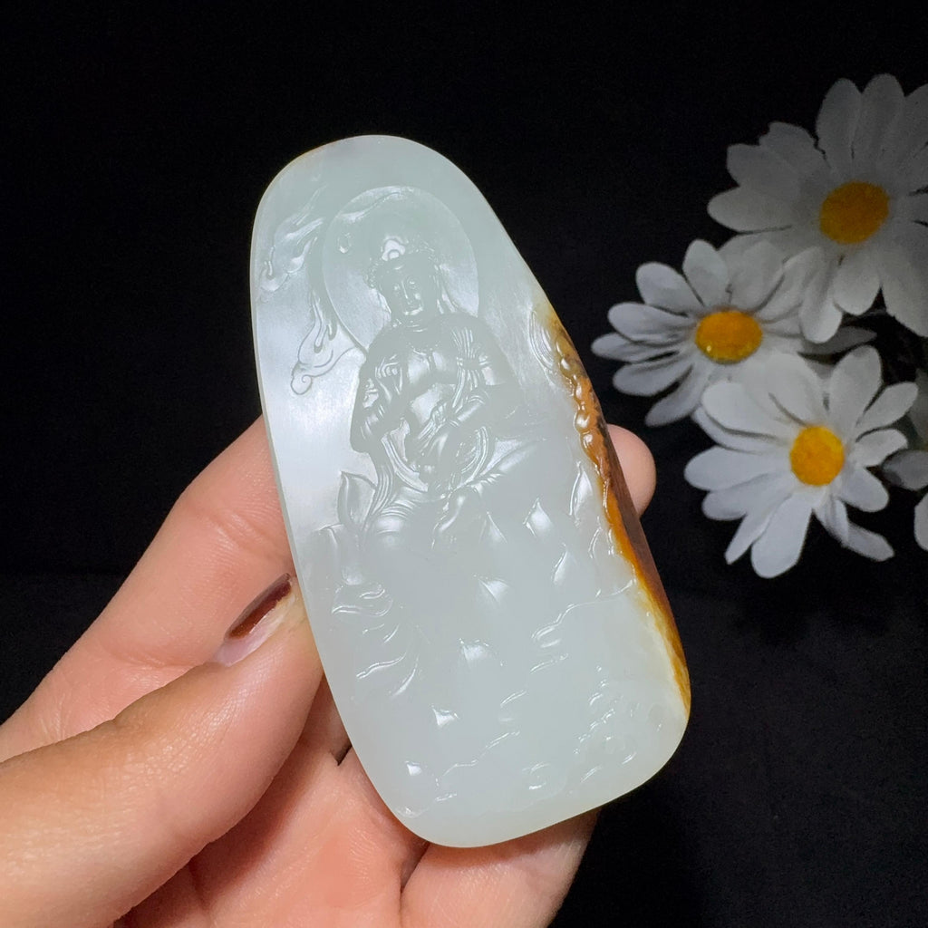 和田玉籽料莲花观音（89.6g）
