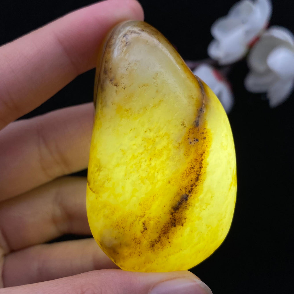 和田玉洒金皮籽料大挂件（60.9g）