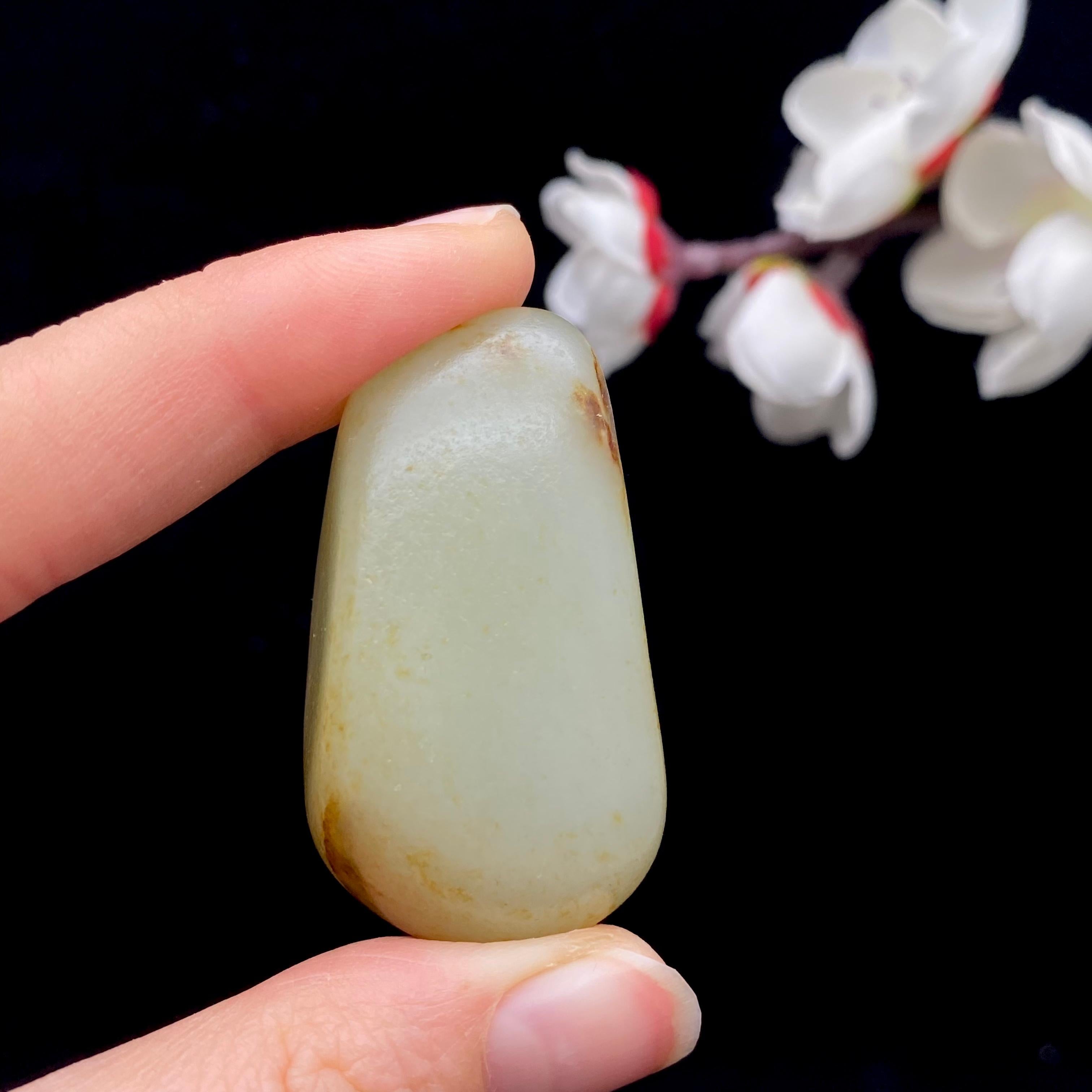 和田玉洒金皮籽料原石（32.1g）