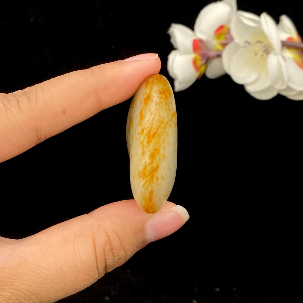 和田玉聚红皮籽料挂件（37.4g）