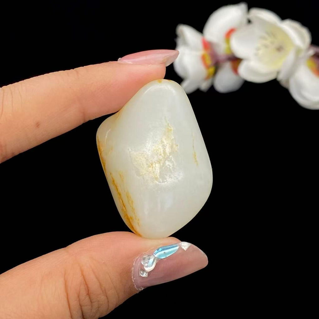 和田玉洒金皮籽料挂件（27.4g）