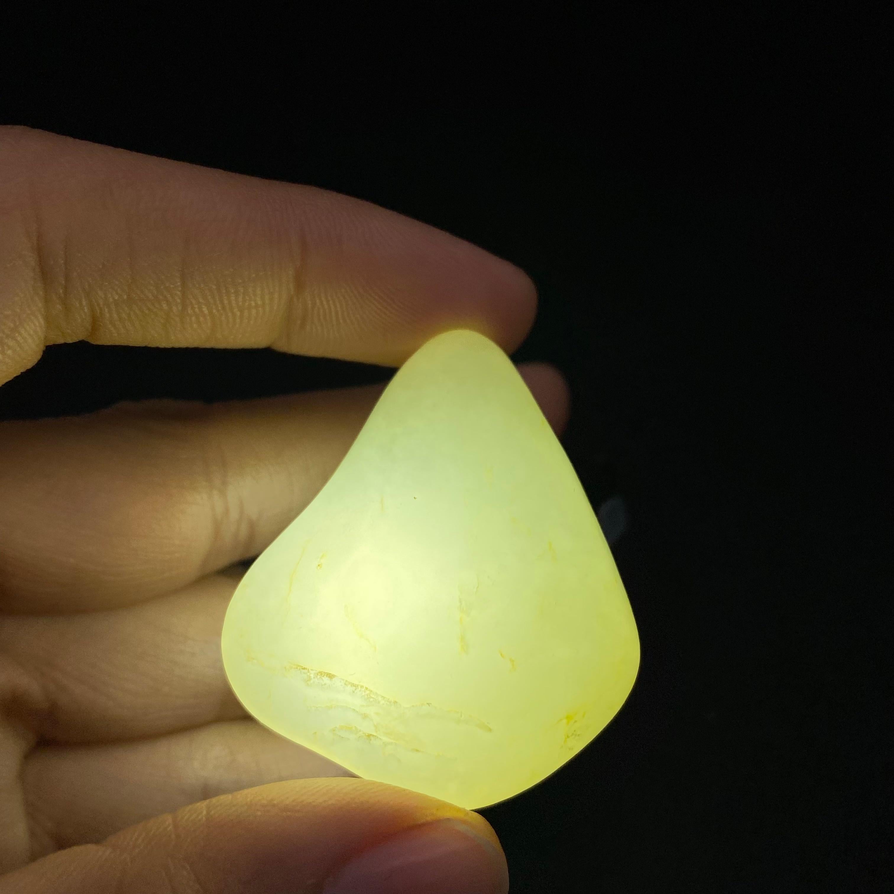 和田玉白玉籽料原石（26.1g）