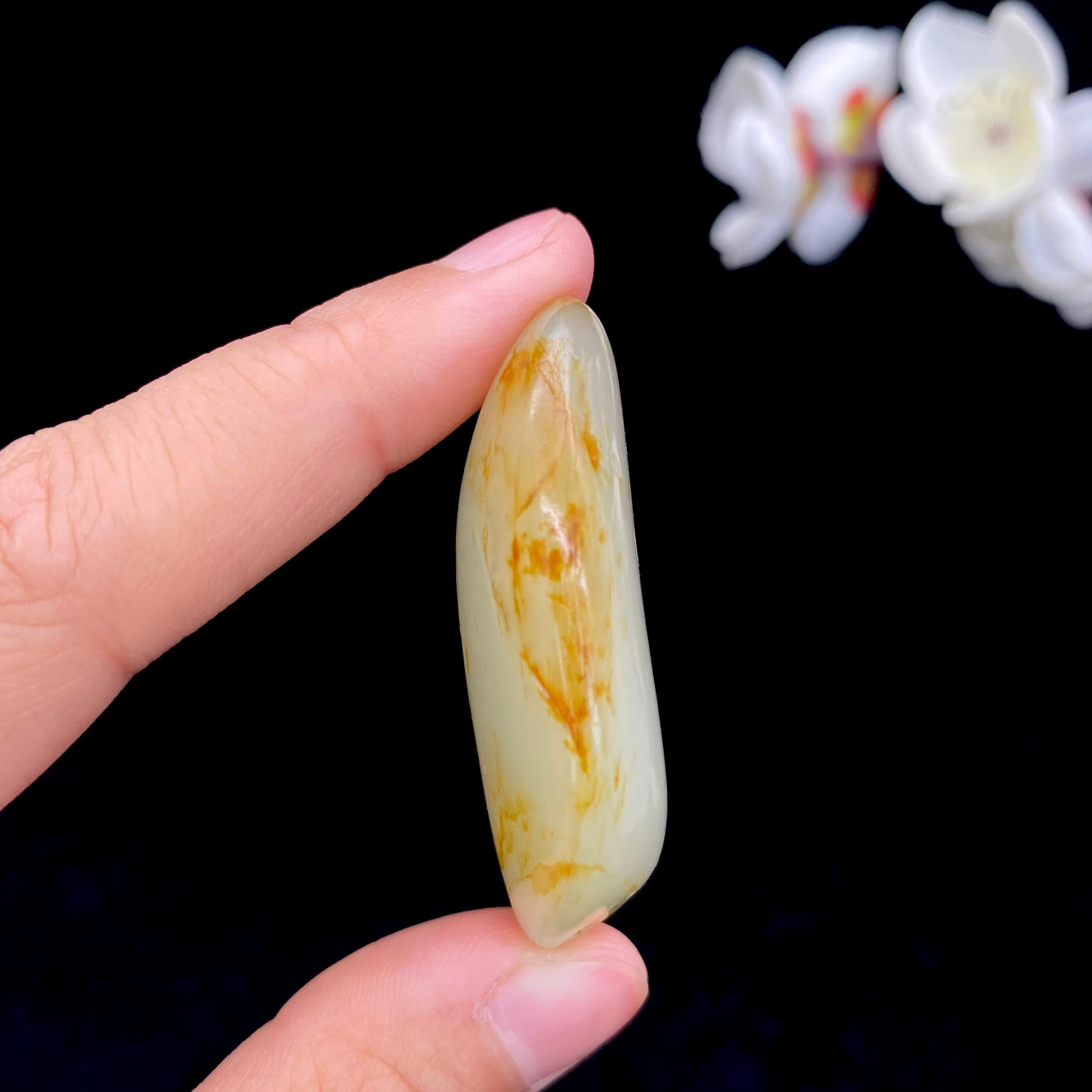和田玉洒金皮籽料原石（23.1g）