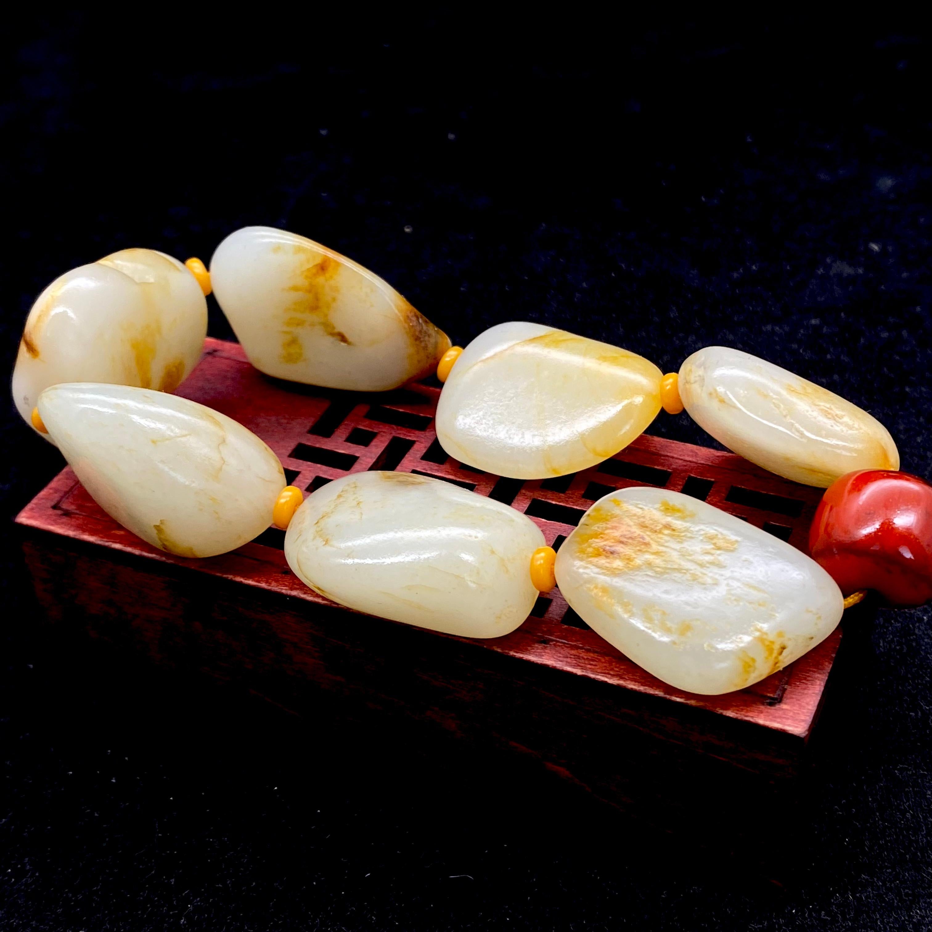 和田玉洒金皮【精品手串】（105.2g）