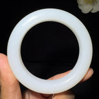 和田玉精品白玉手镯（68.3g）