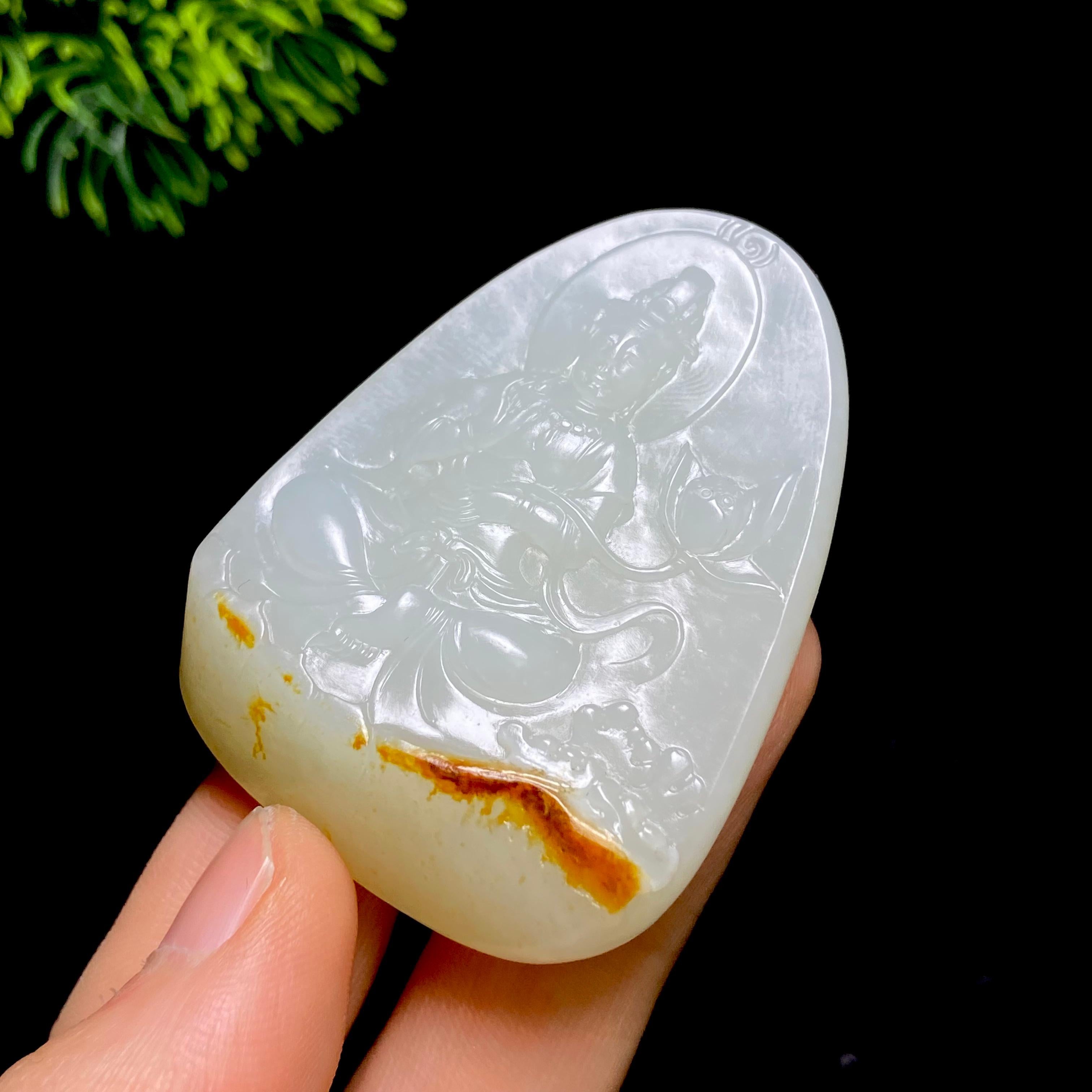 和田玉籽料观音（40.1g）