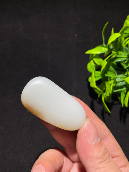 和田糖白玉站观音（36.5g）