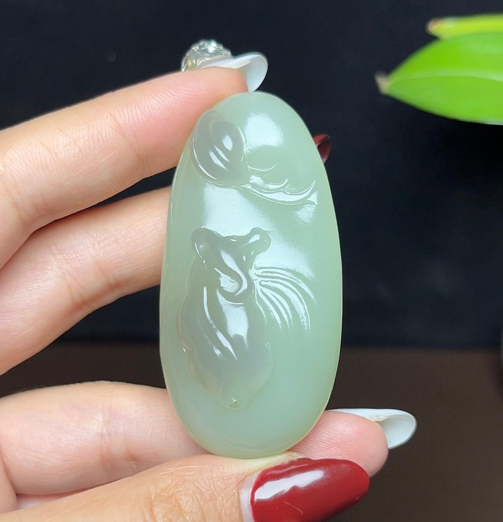 和田玉翠青烟紫生肖牛扭转乾坤（44.5g）