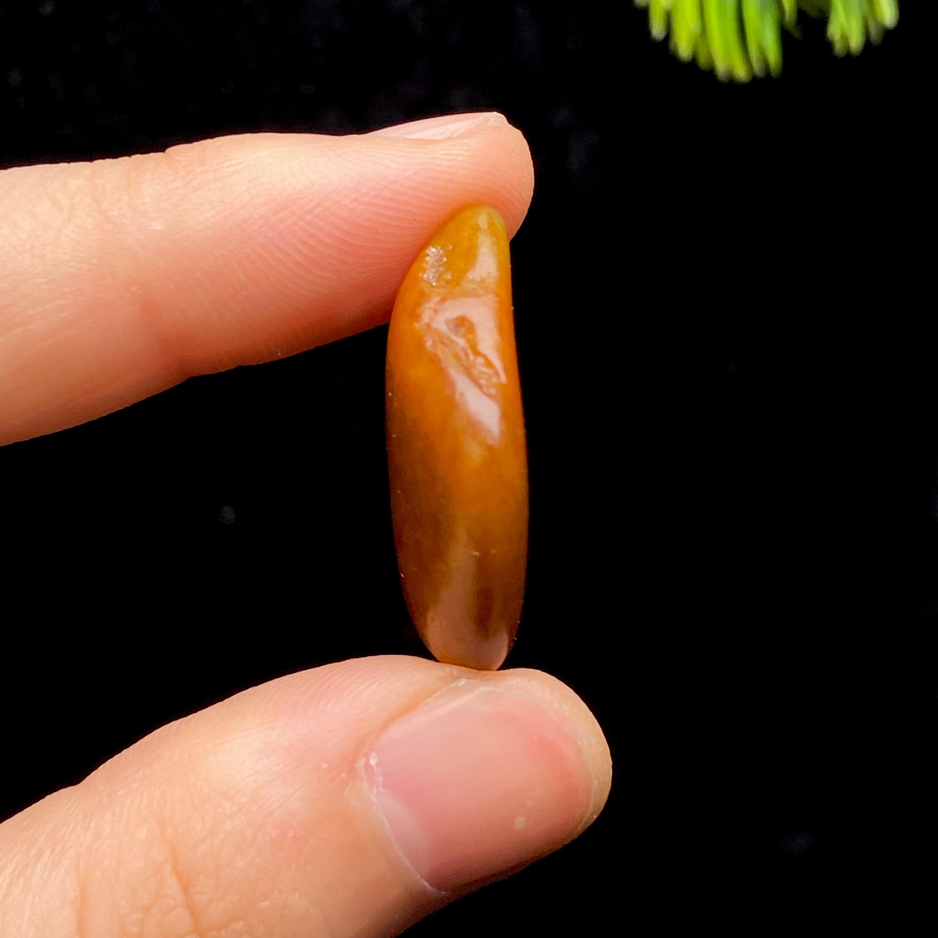 和田玉红皮籽料（5.9g）