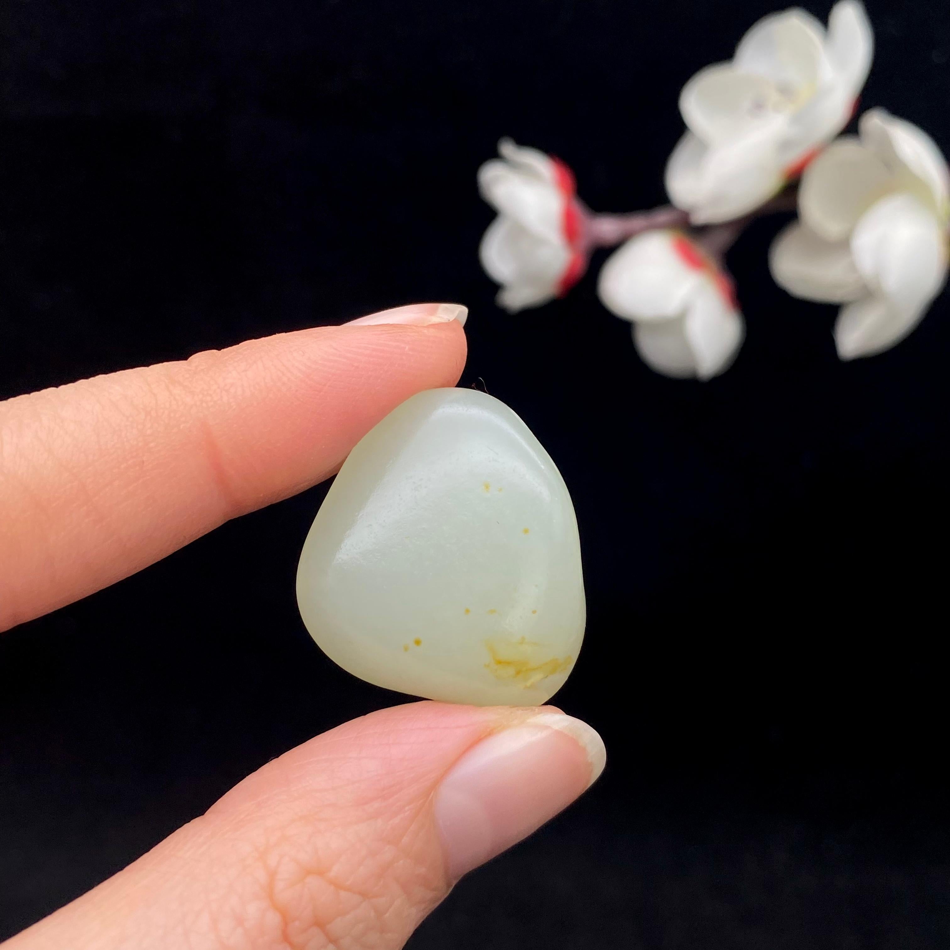 和田玉洒金皮籽料（8.3g）