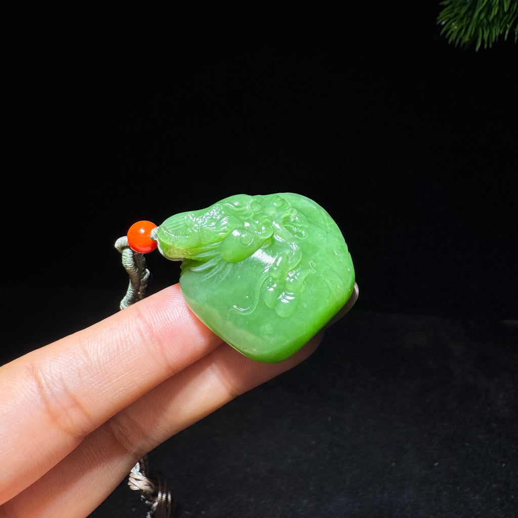 和田玉籽料碧玉龙（31.9g）