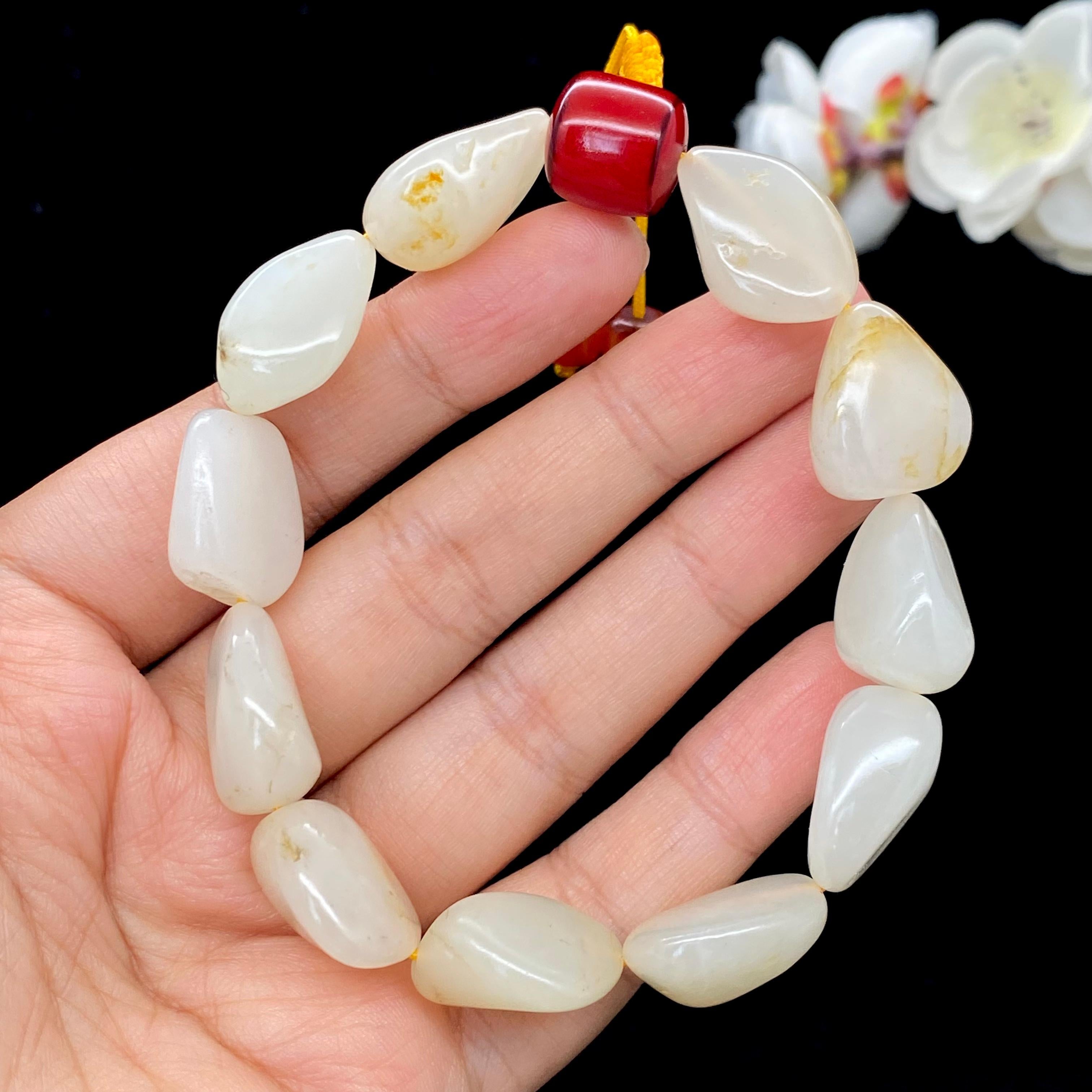 和田玉白玉带洒金皮籽料【精品手串】（50.4g）
