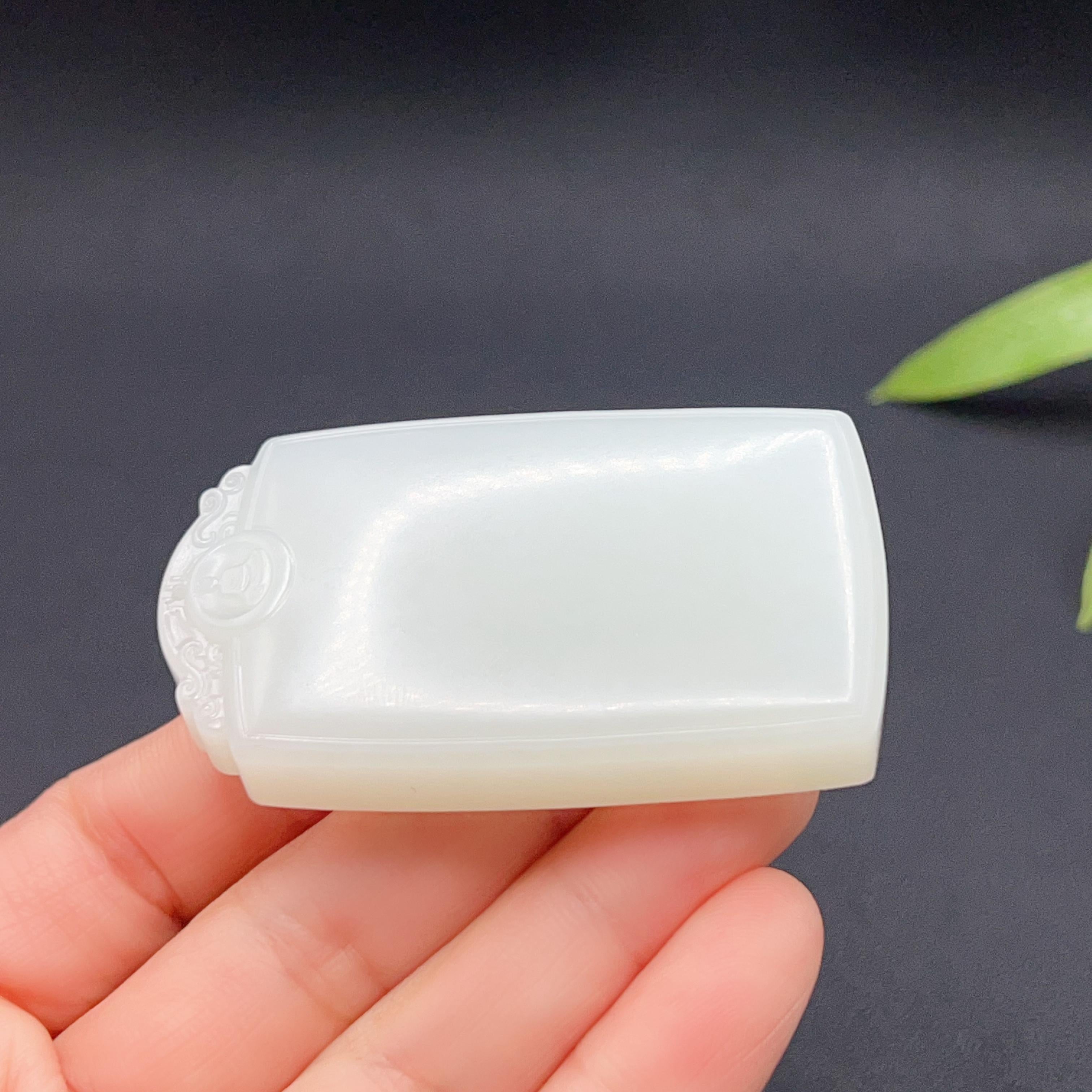 和田玉羊脂白玉平安无事牌玉牌（64.05g）