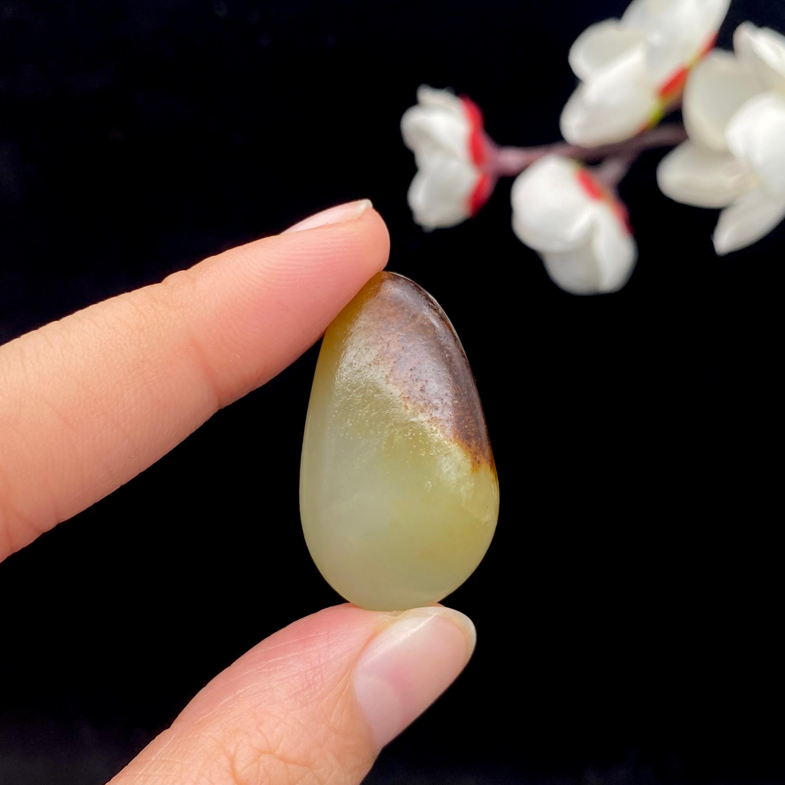 和田玉聚红皮籽料吊坠籽（13g）