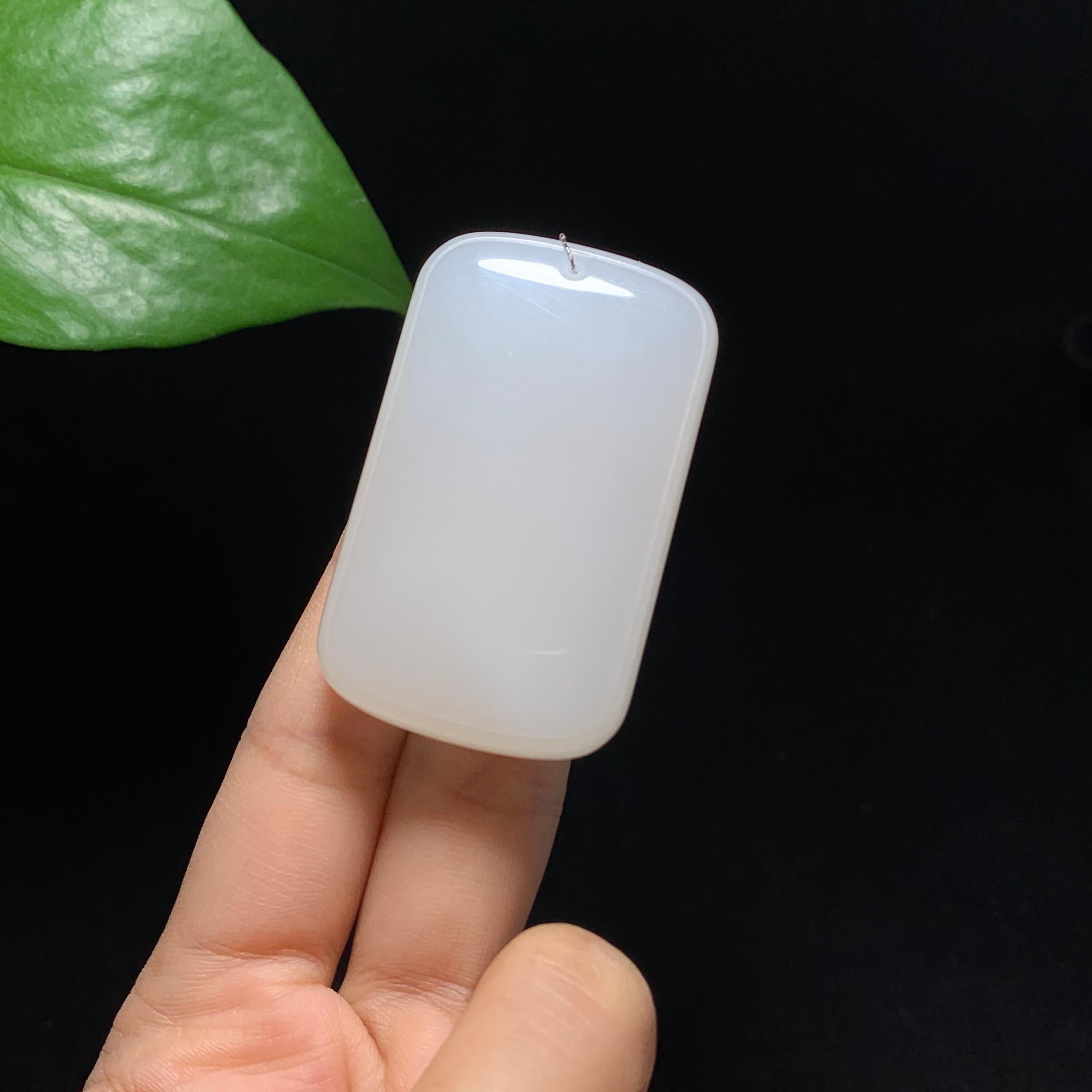 收藏级和田山料冰底白玉无事牌挂件（47.5g）