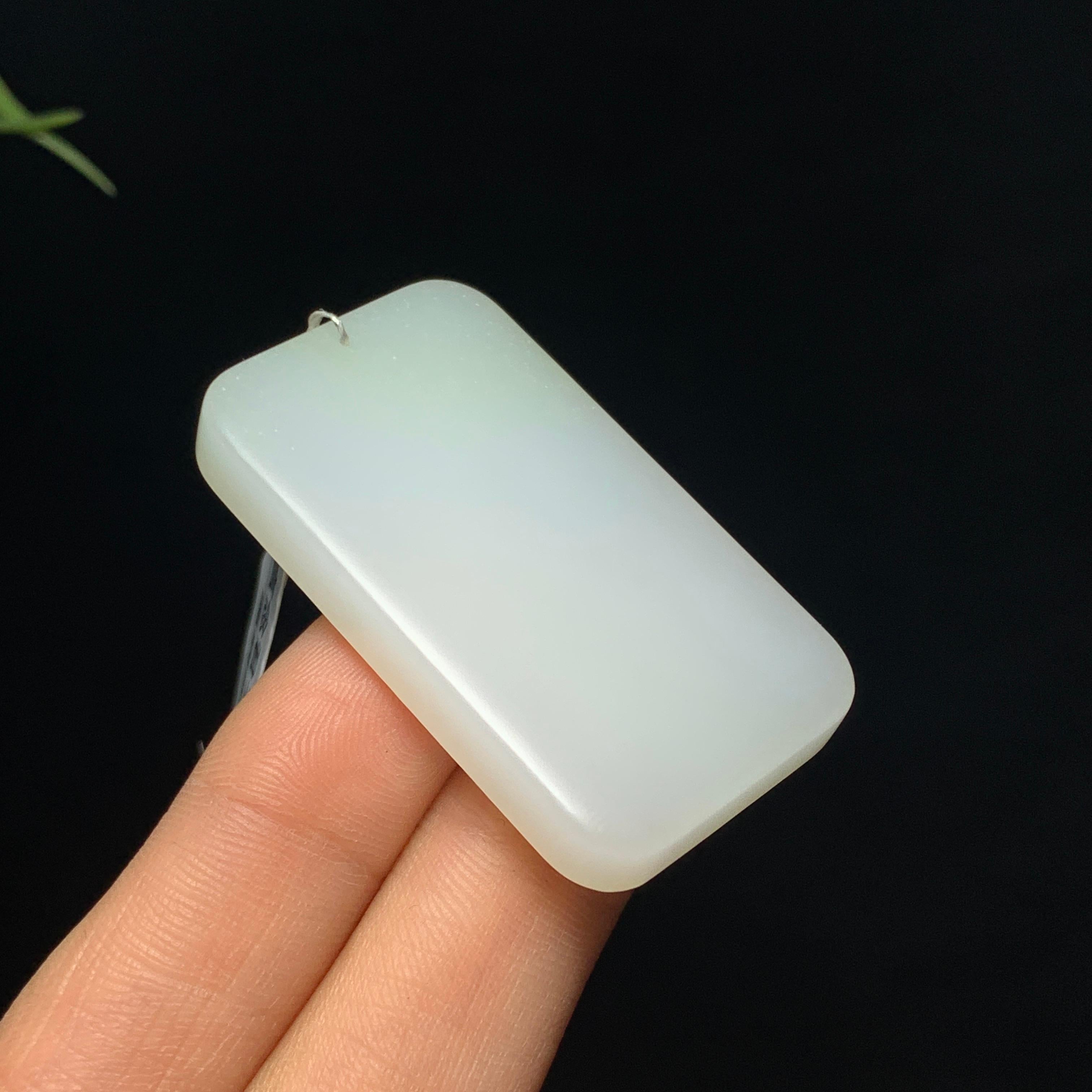 和田山料羊脂白玉平安无事牌（21.8g）