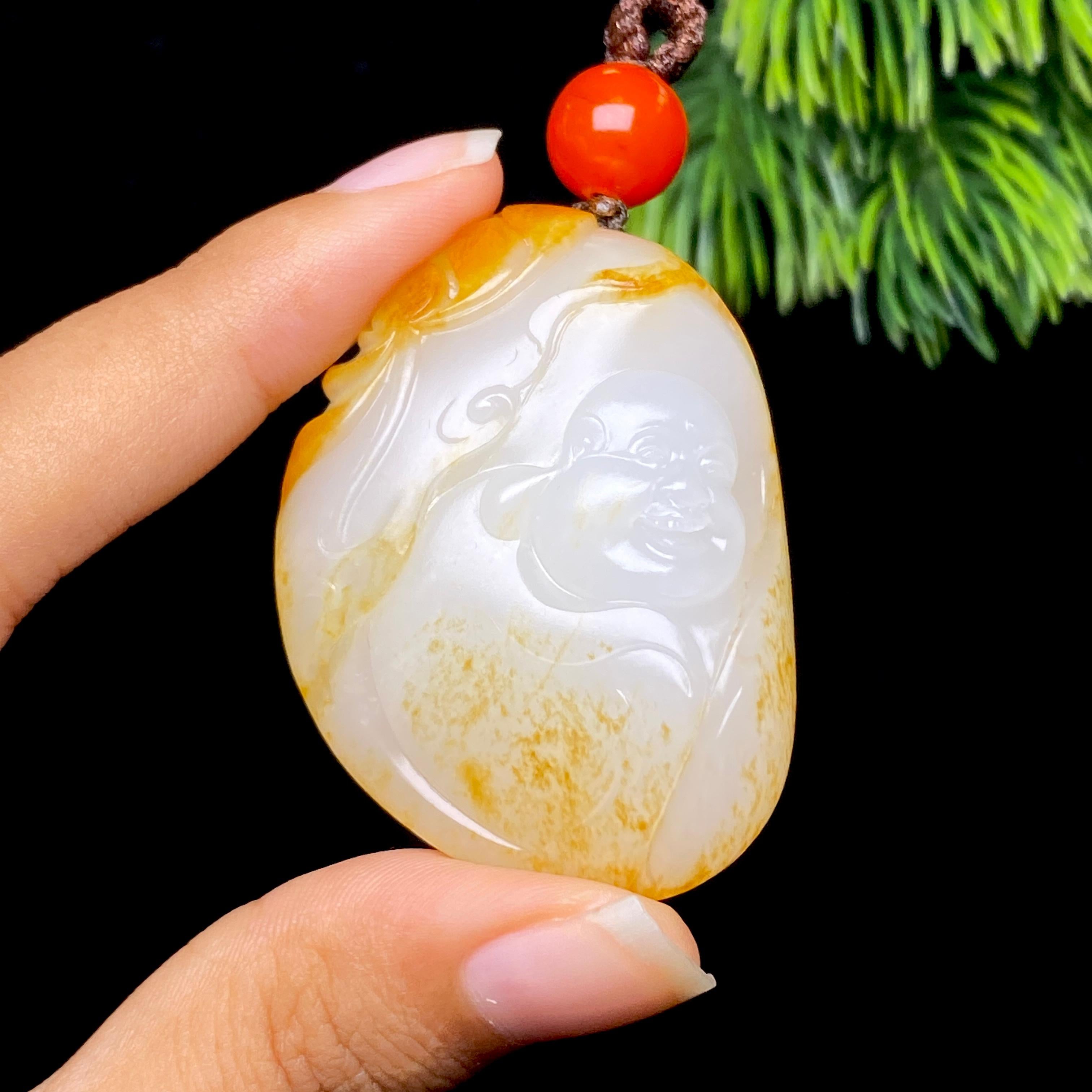 籽料雕件– 厚德载玉