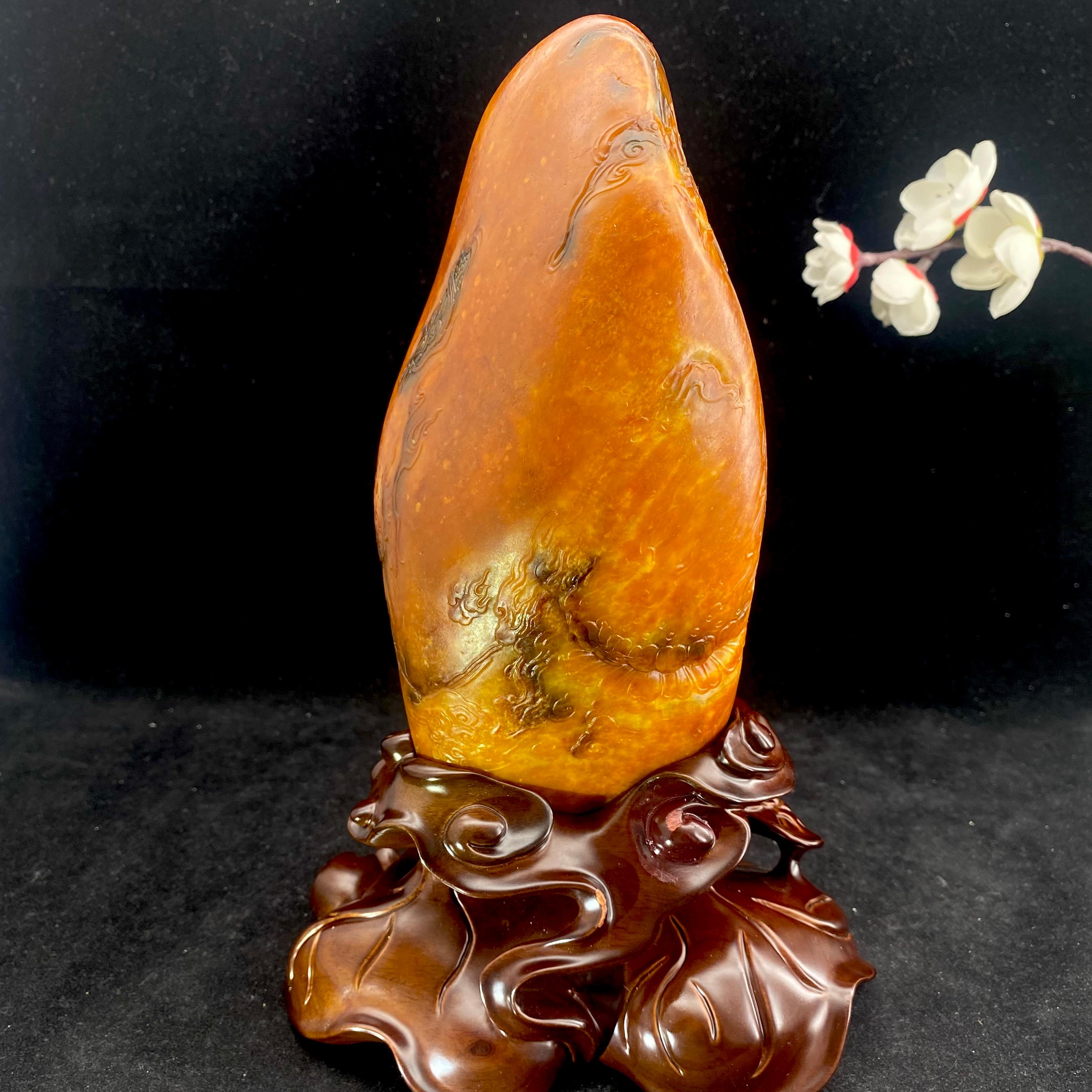 和田玉红沁皮籽料【观音菩萨】摆件（1458.8g）