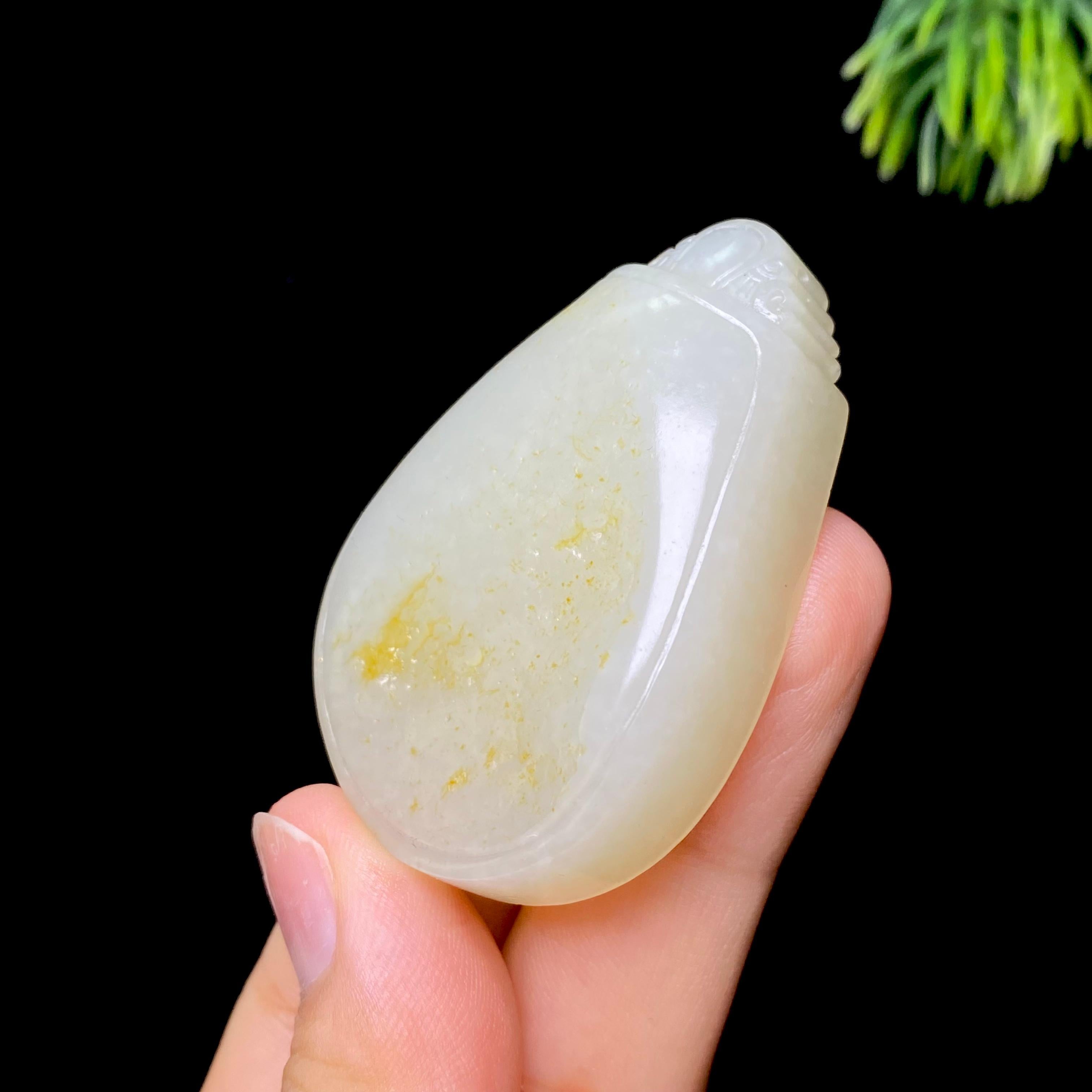 和田玉籽料无事牌（43.4g）