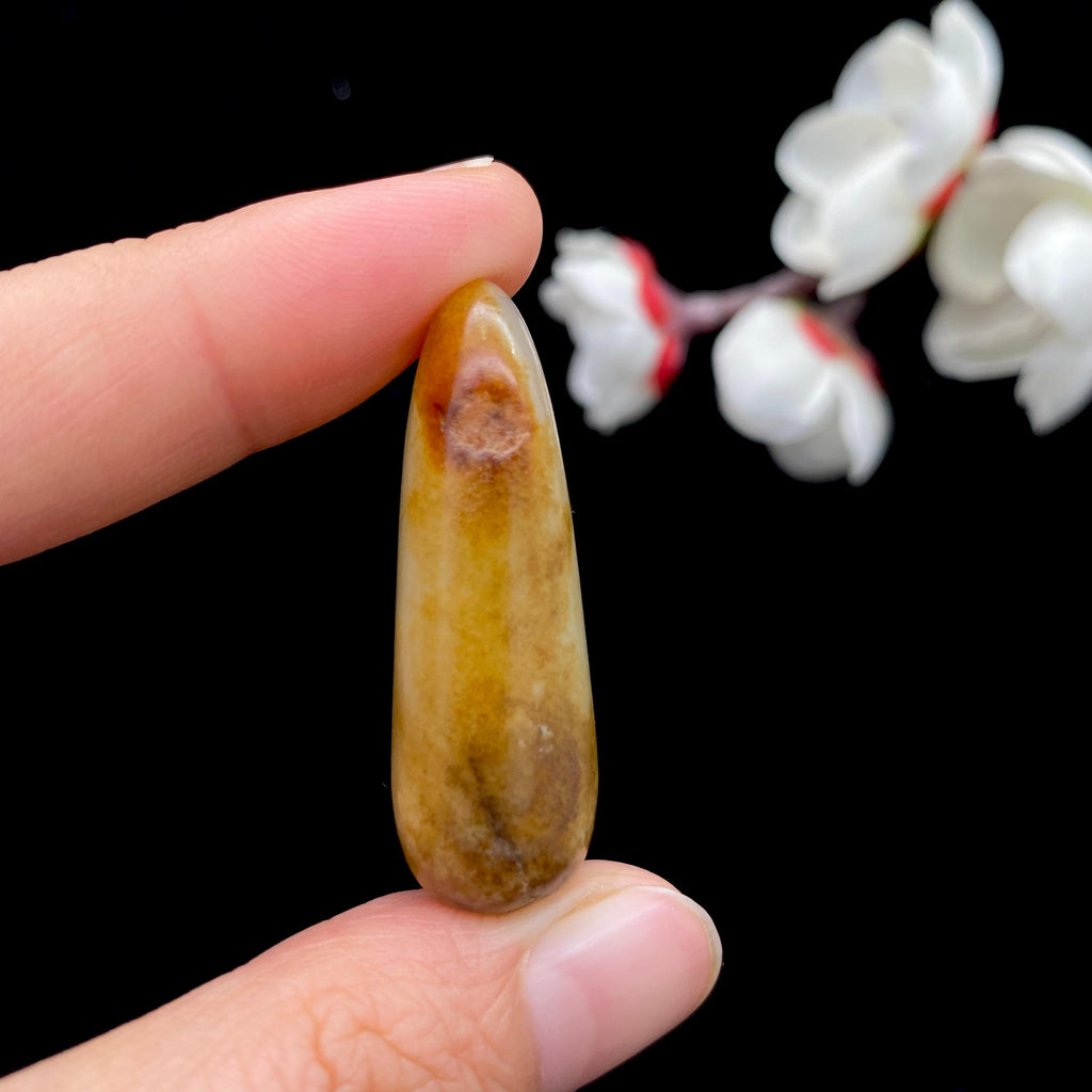 【超值推荐】和田玉聚黄皮籽料挂件（19.8g）