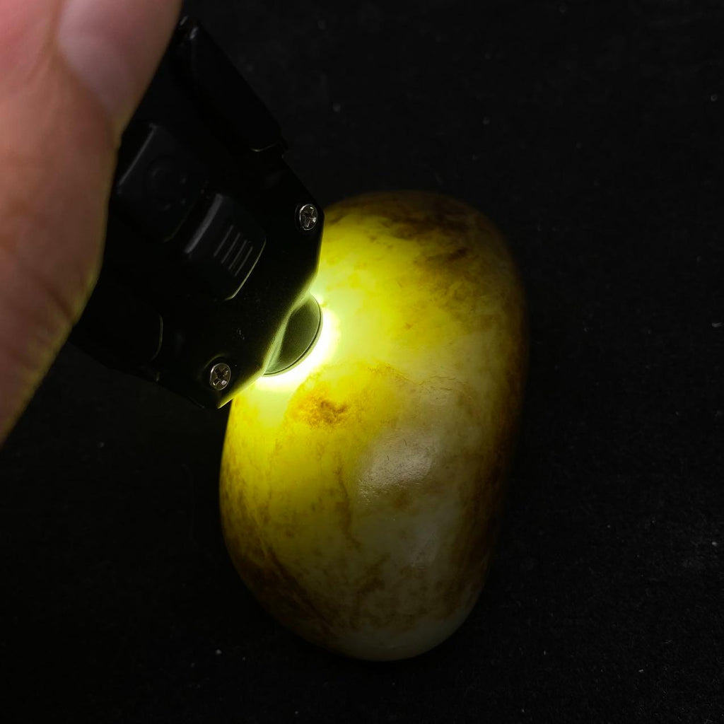 和田玉秋梨皮籽料原石（110.4g）