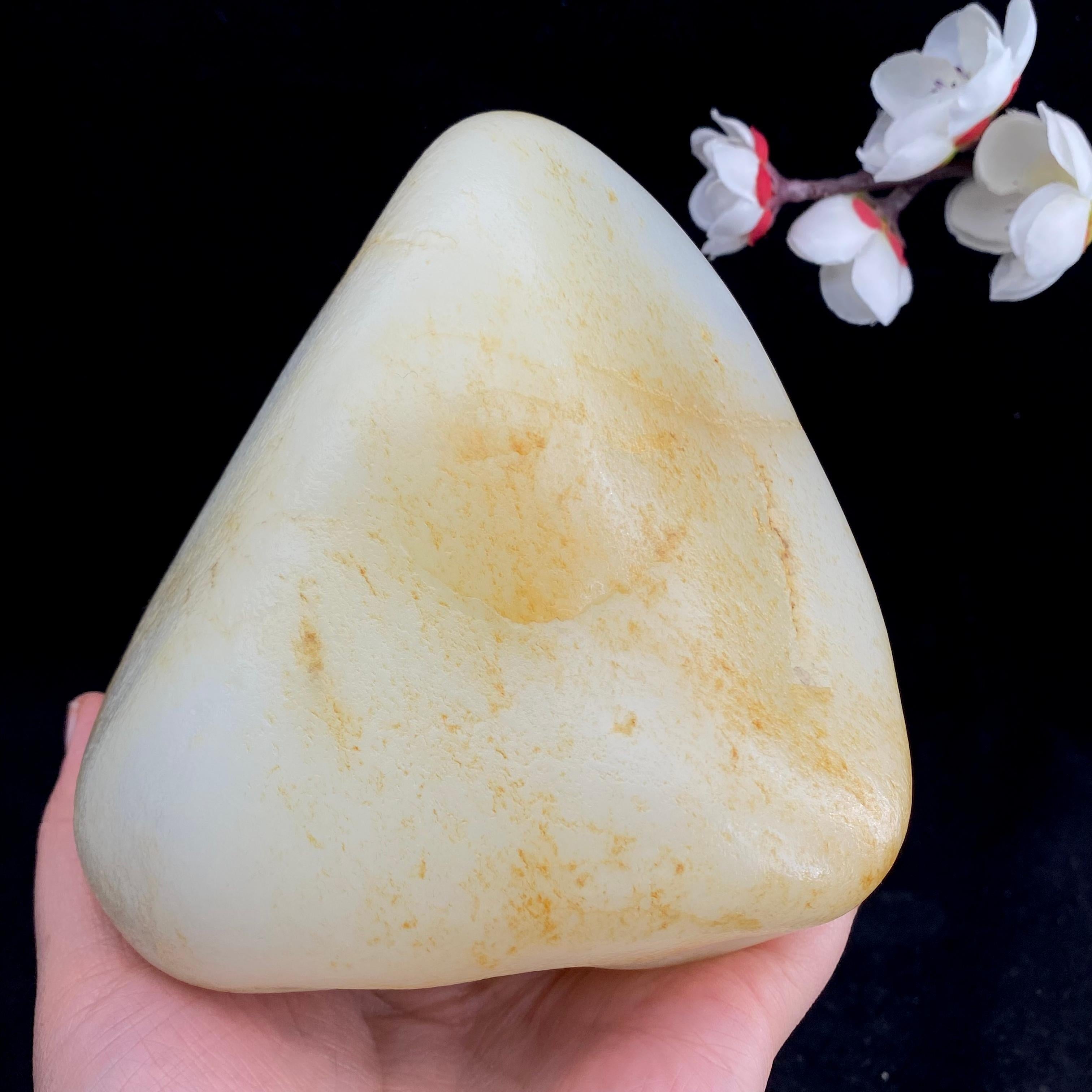 和田玉洒金皮籽料（1124.1g）