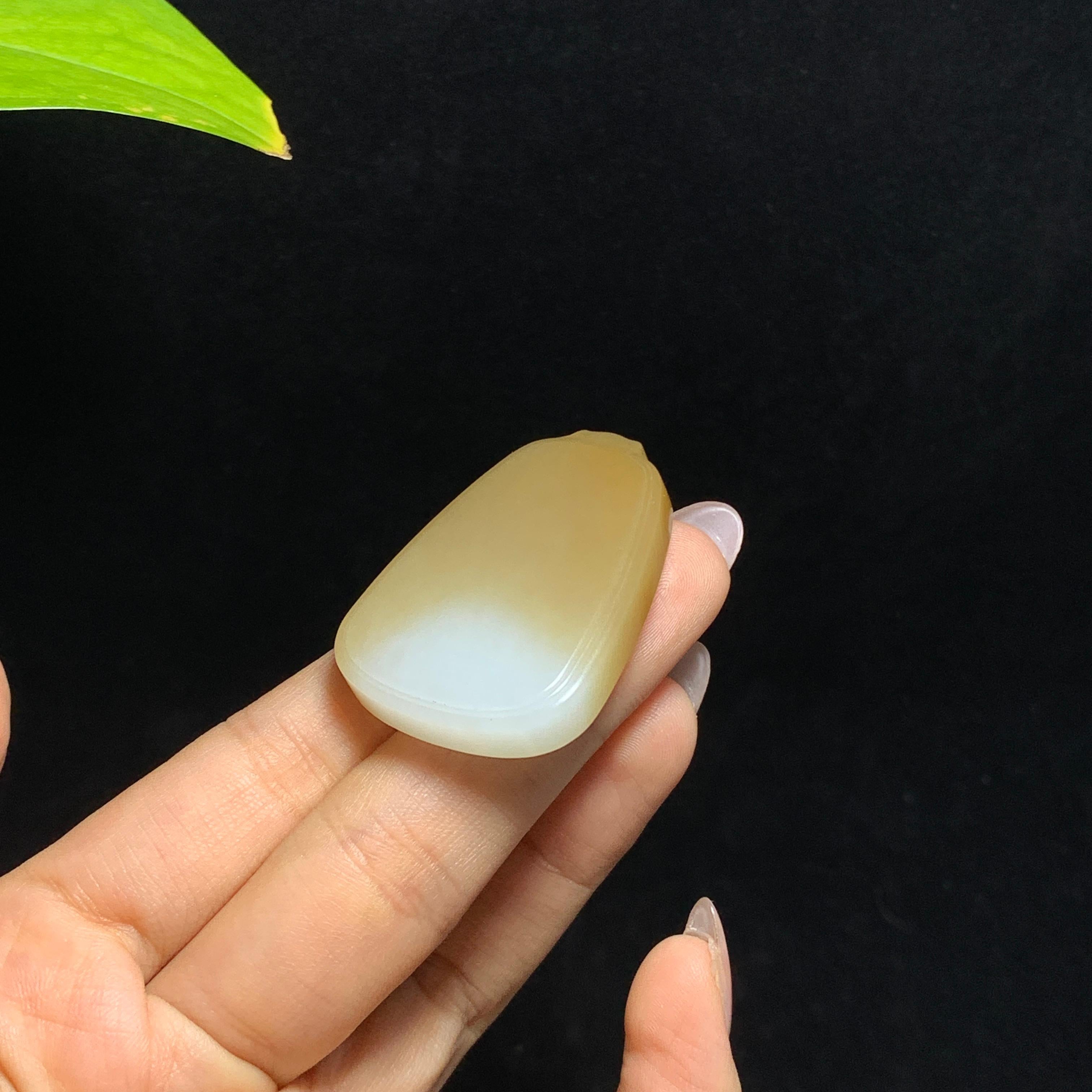 和田糖白玉无事牌（23.5g）
