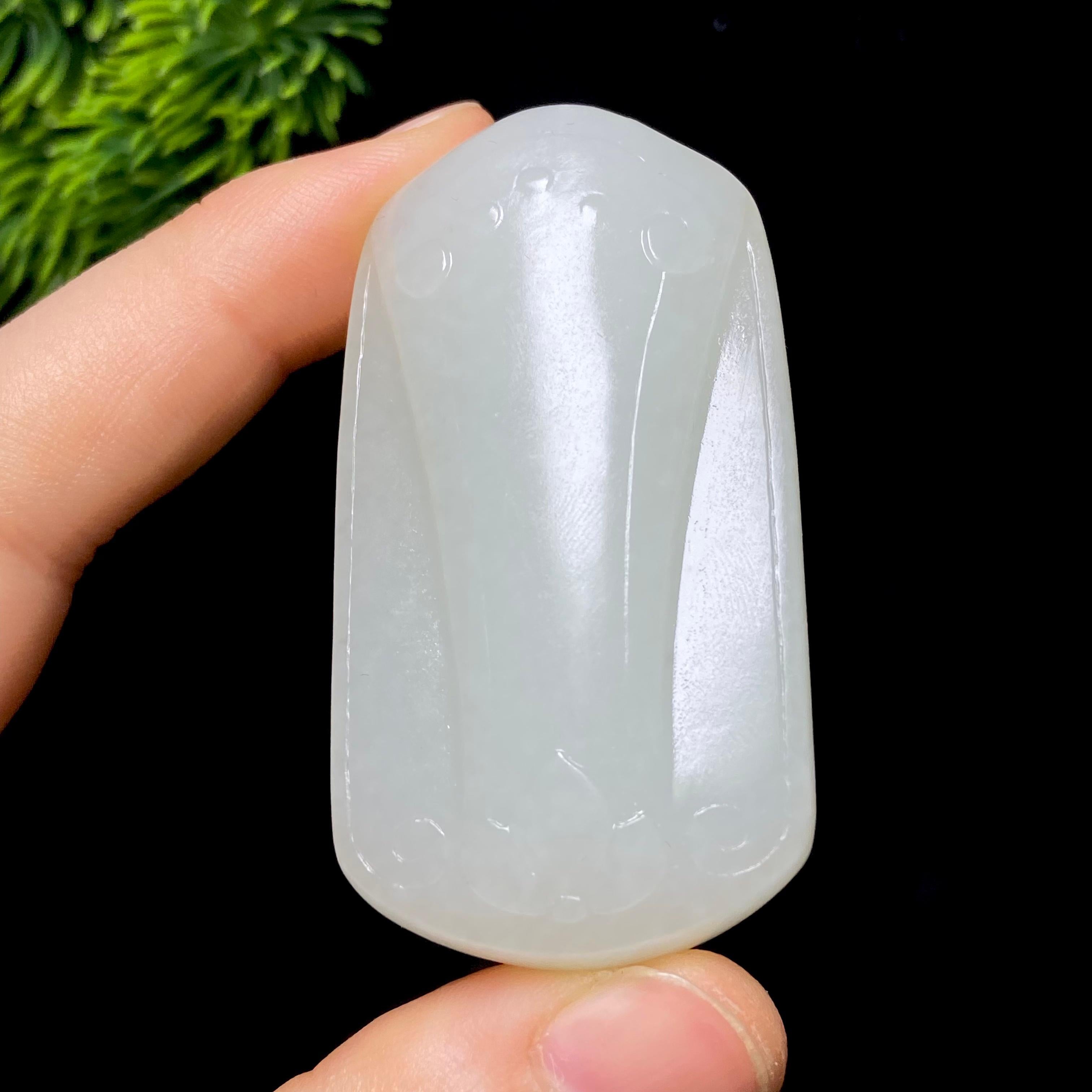 和田玉籽料无事牌（49.7g）