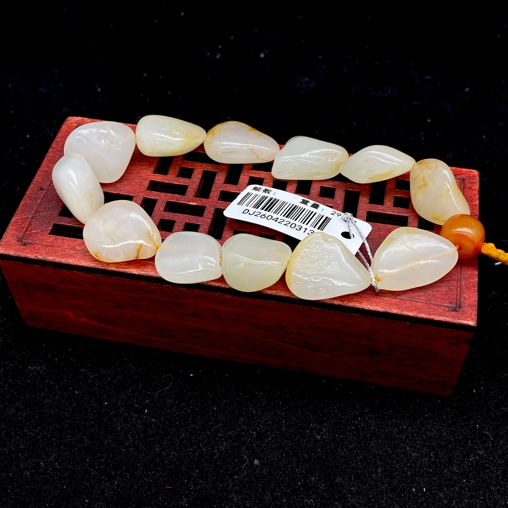 和田玉洒金皮籽料【精品手串】（29.1g）