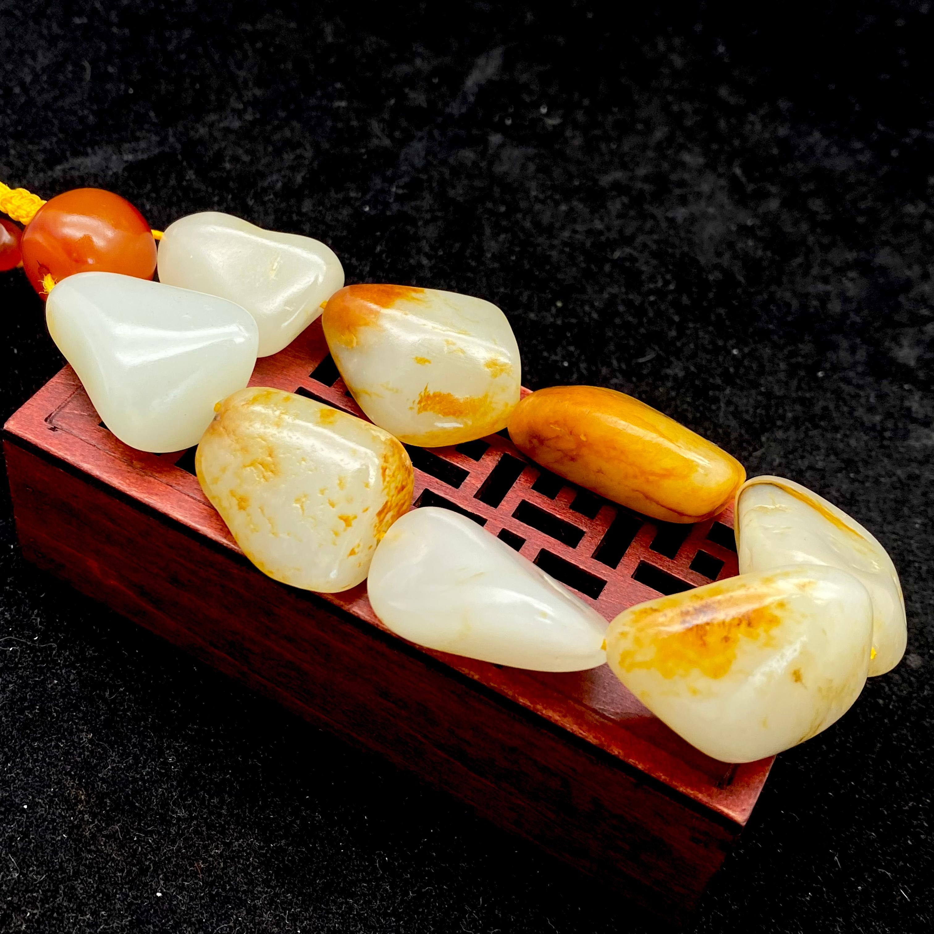 和田玉洒金皮【精品手串】（99g）