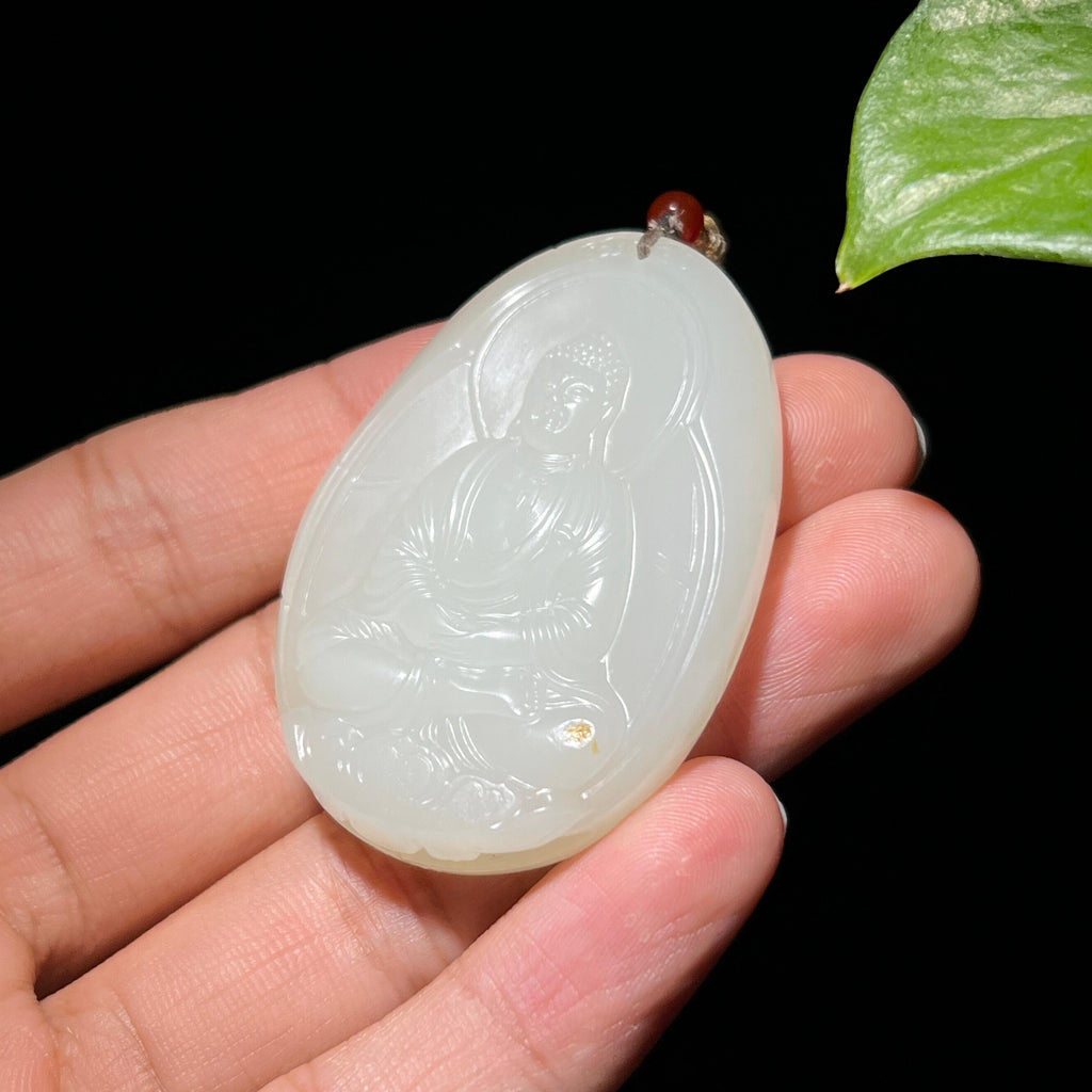 和田玉籽料淡淡的洒金皮大日如来牌（33.7g）