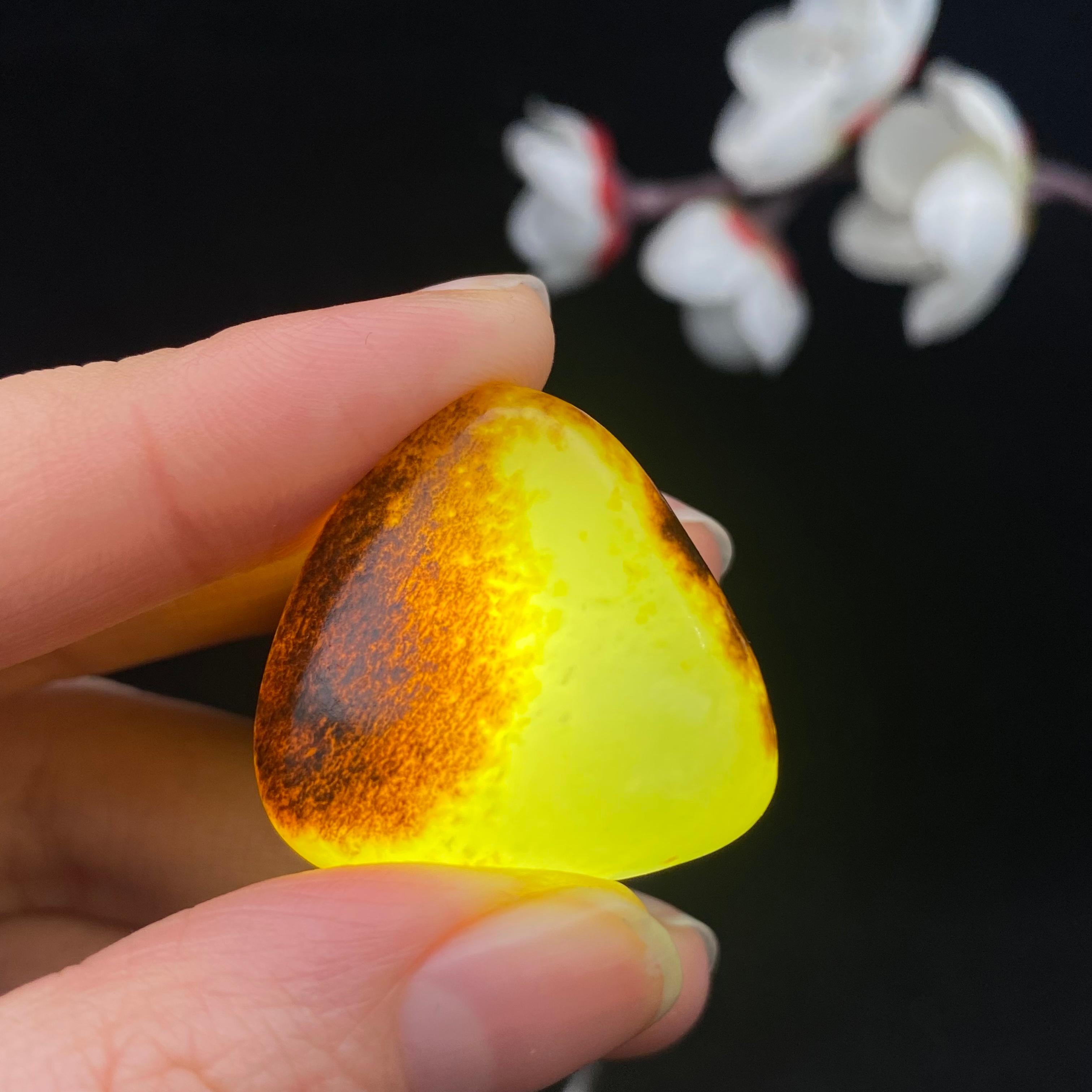 和田玉聚红皮籽料吊坠籽（13.8g）